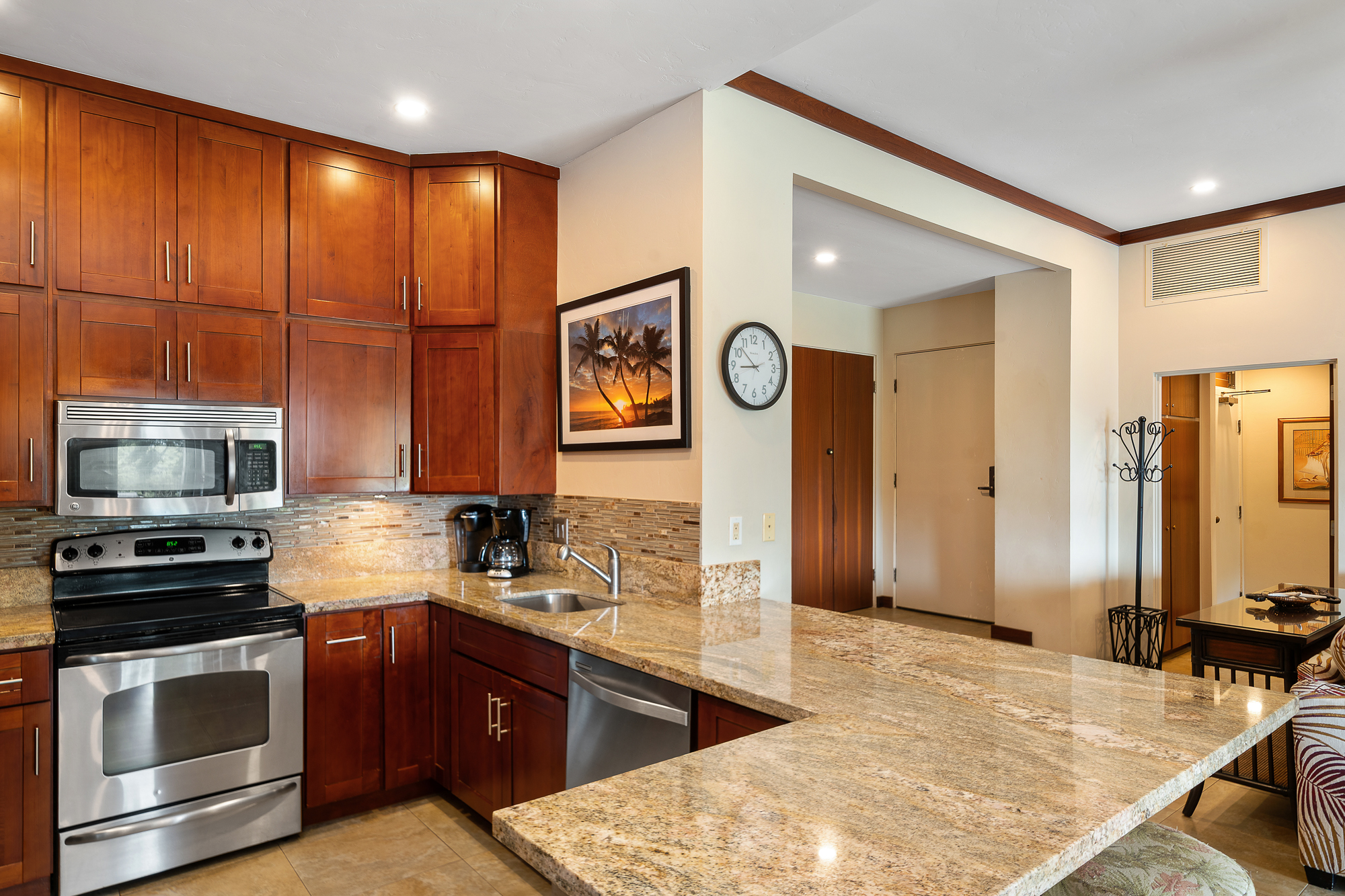 500 Kapalua Dr 16p5 Property Photo 3