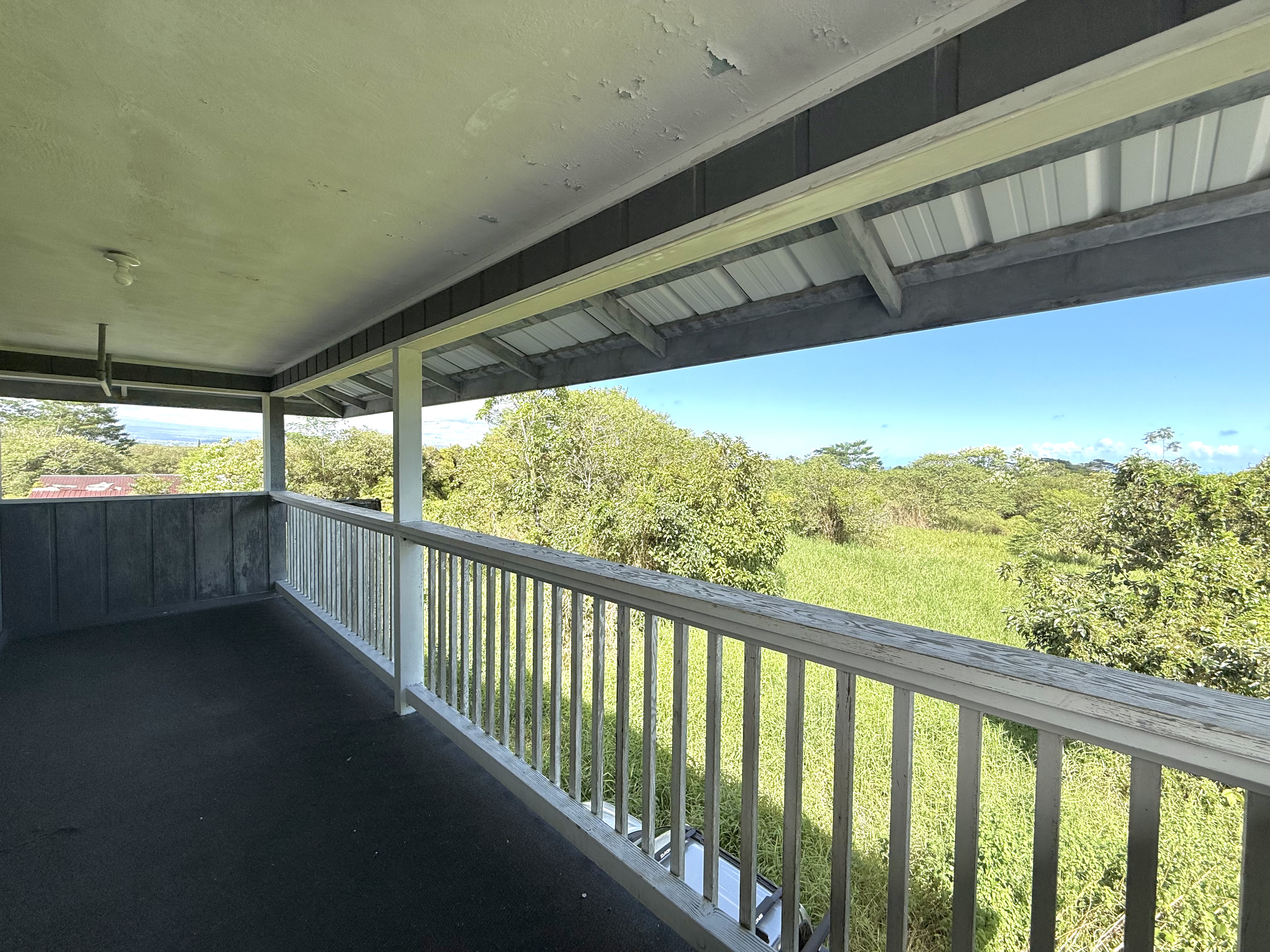 880 Ainalako Rd Property Photo 1