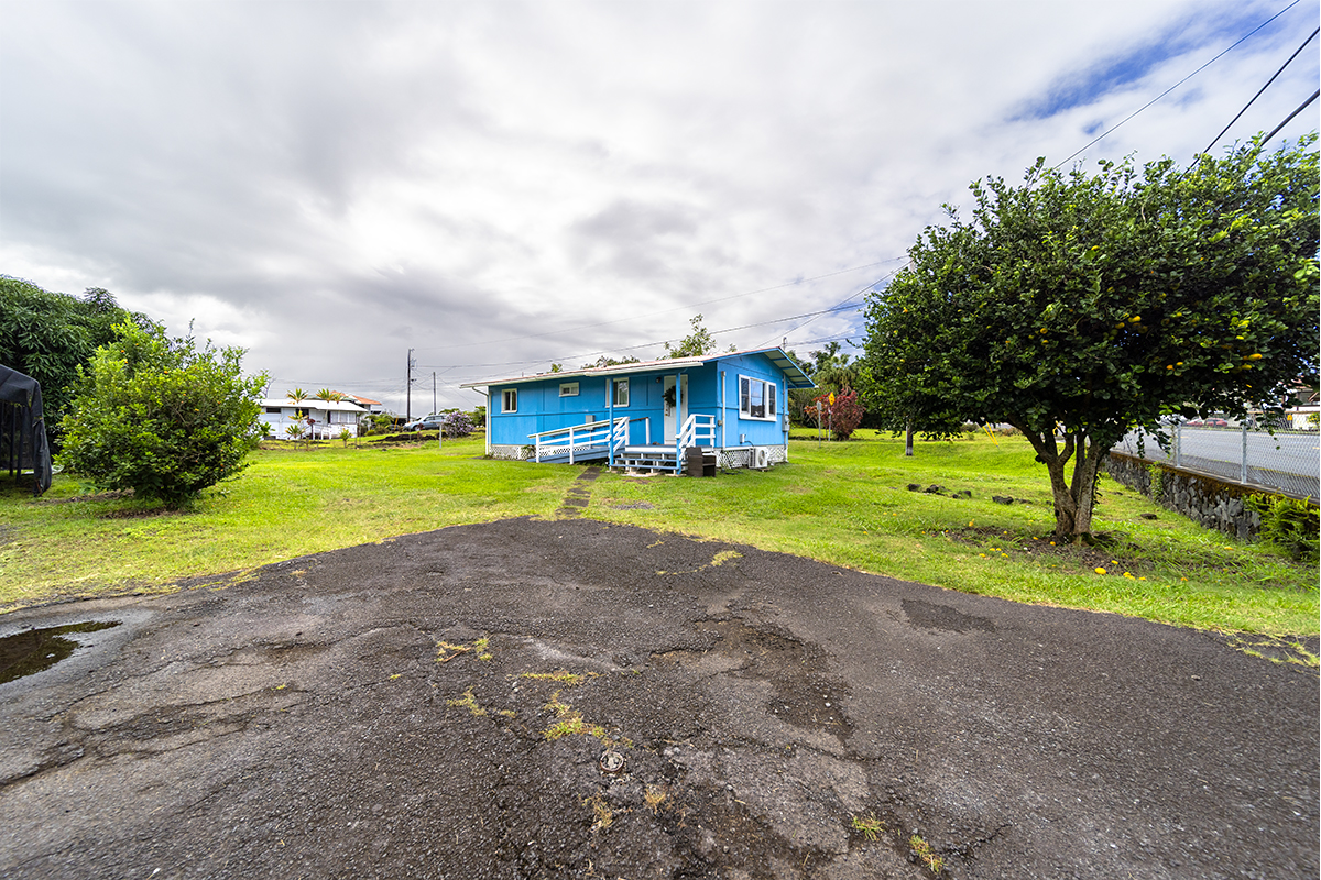 199 Kaumana Dr Property Photo 1