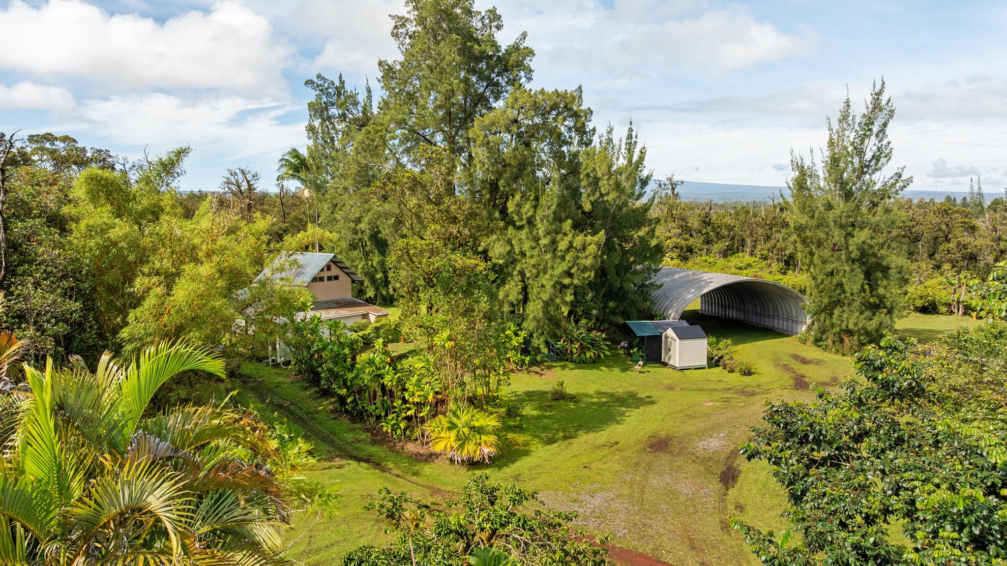 11-1860 Mahina St Property Photo 2