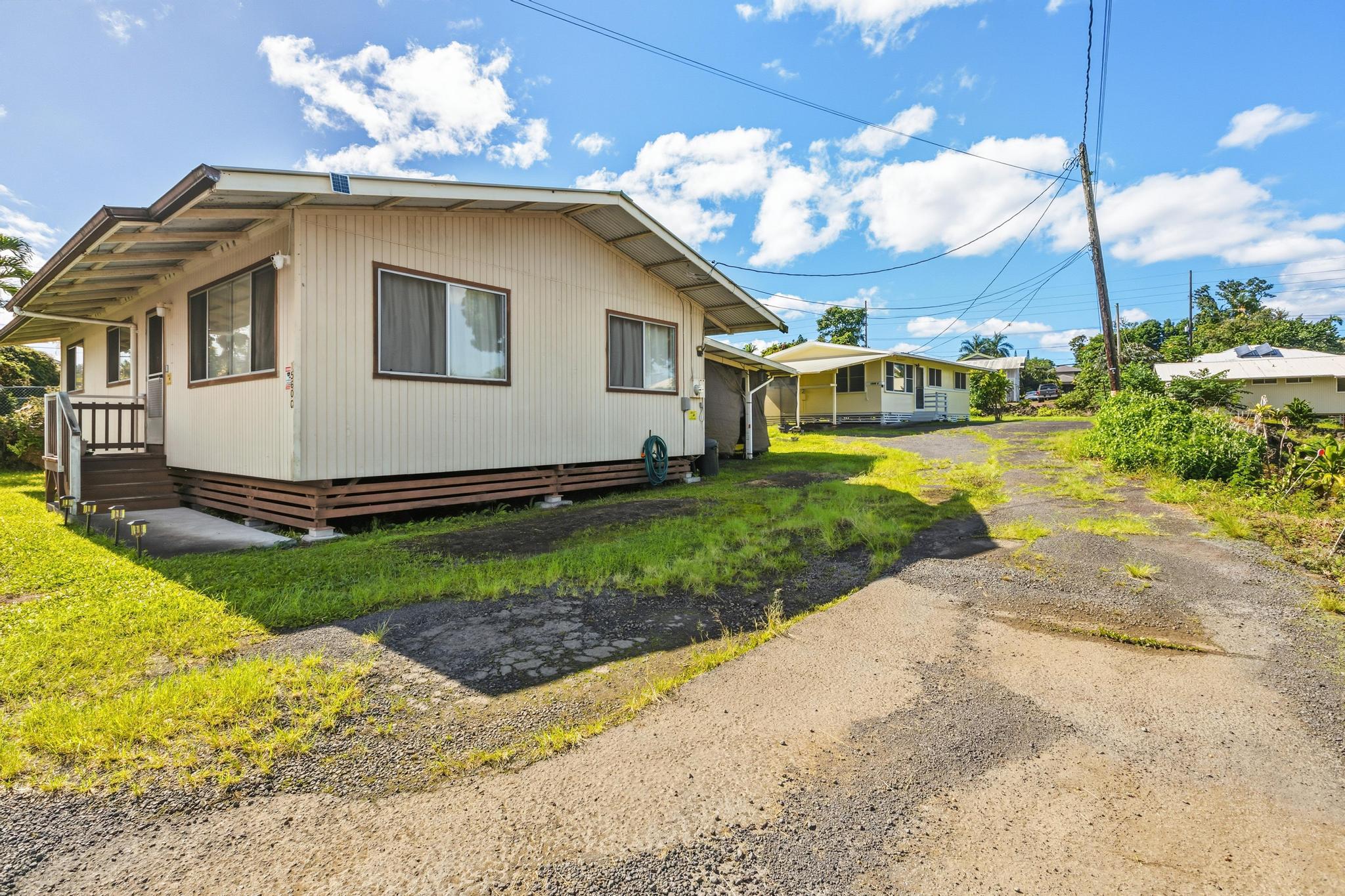 1560 Kilauea Ave Property Photo 28