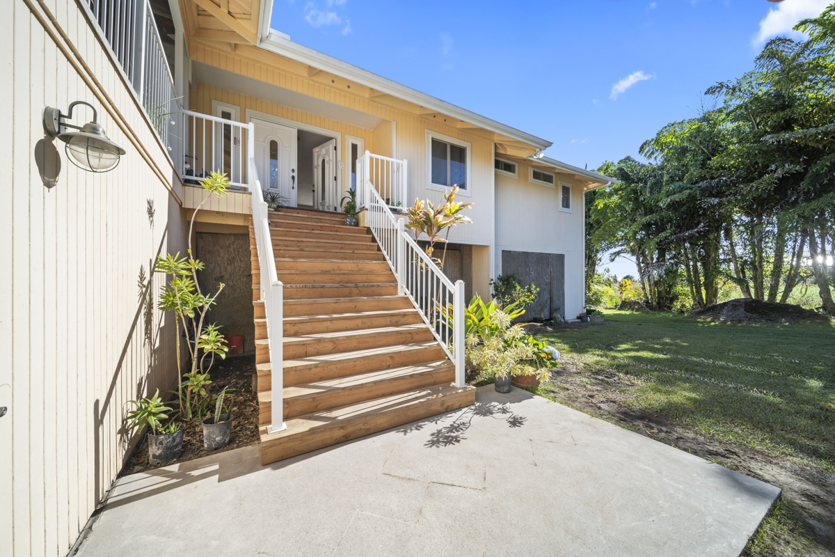 111 Alawaena Pl Property Photo 2