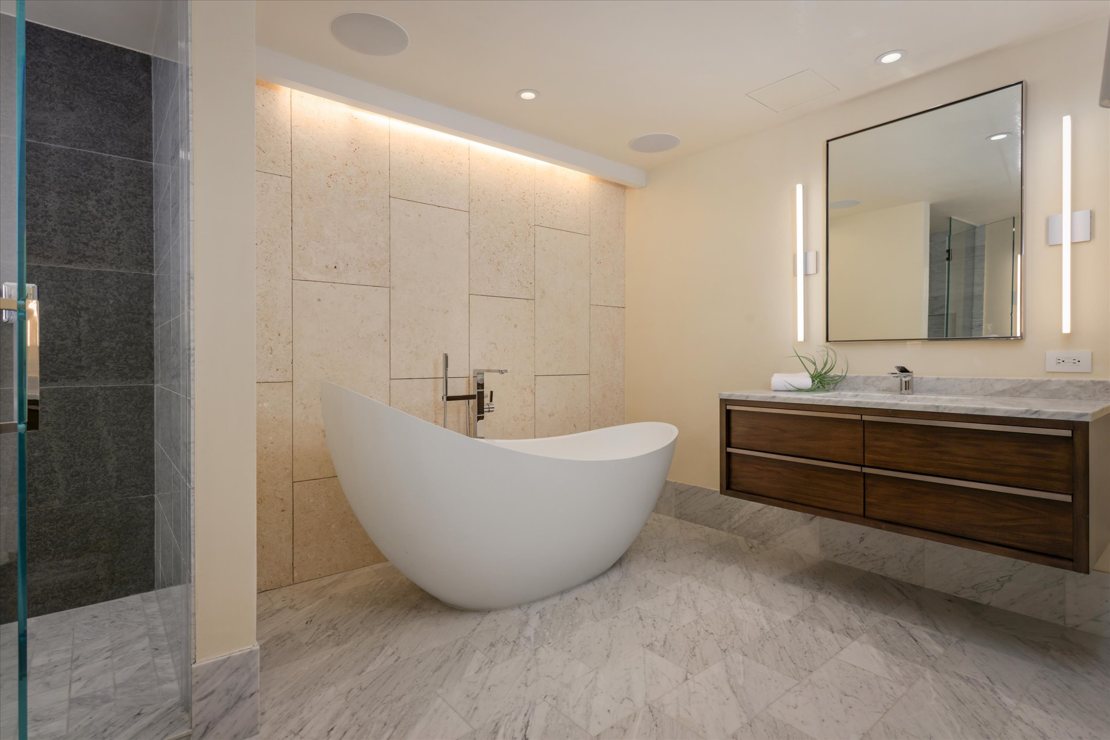 66-84 Kaunaoa Dr C32 Property Photo 17