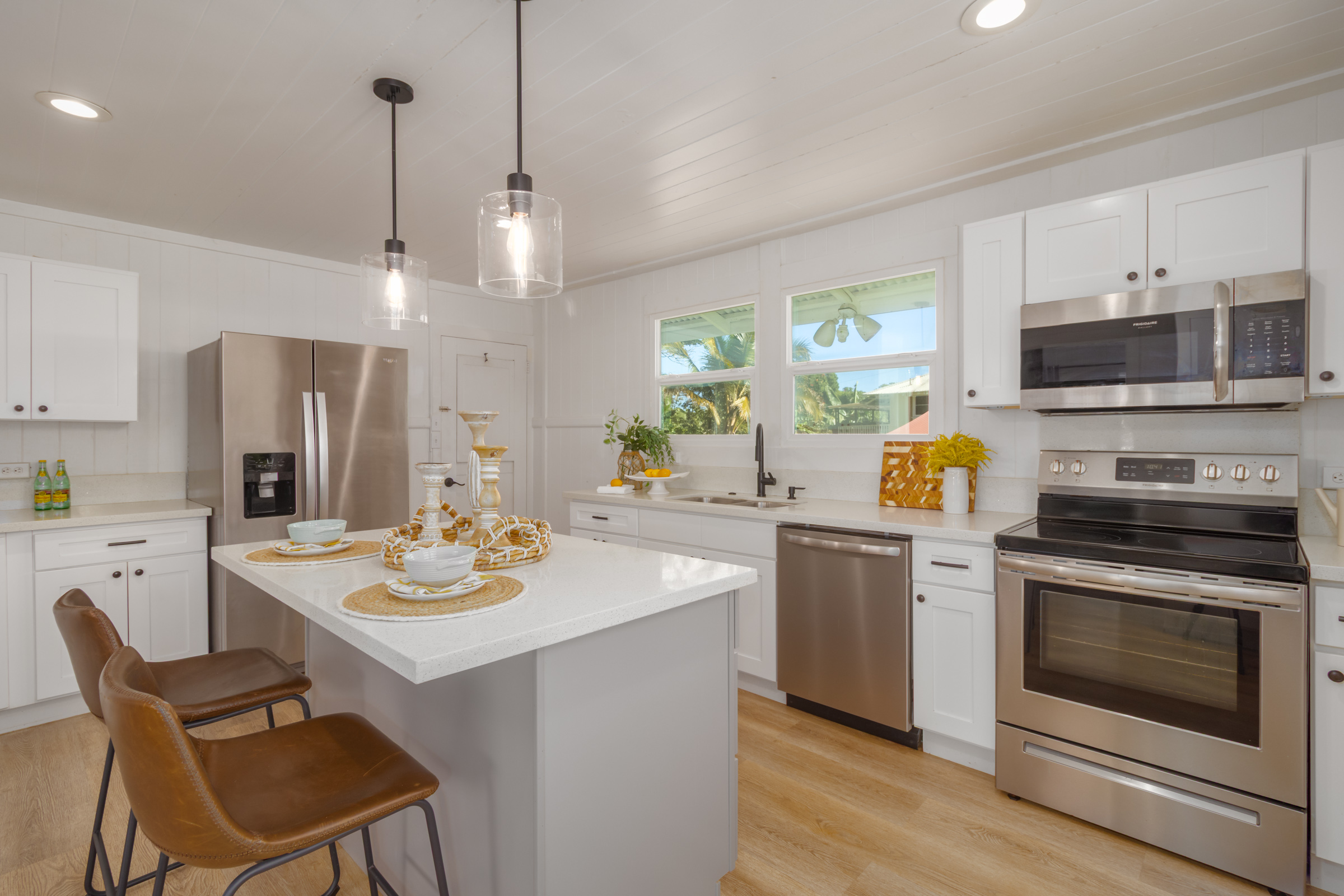 75 Palai St Property Photo 1