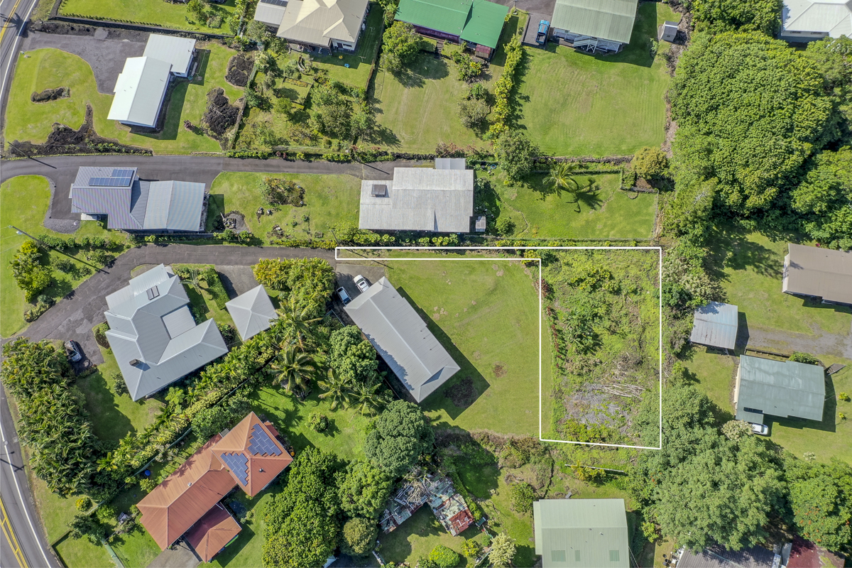 560 Kaumana Dr Property Photo 2