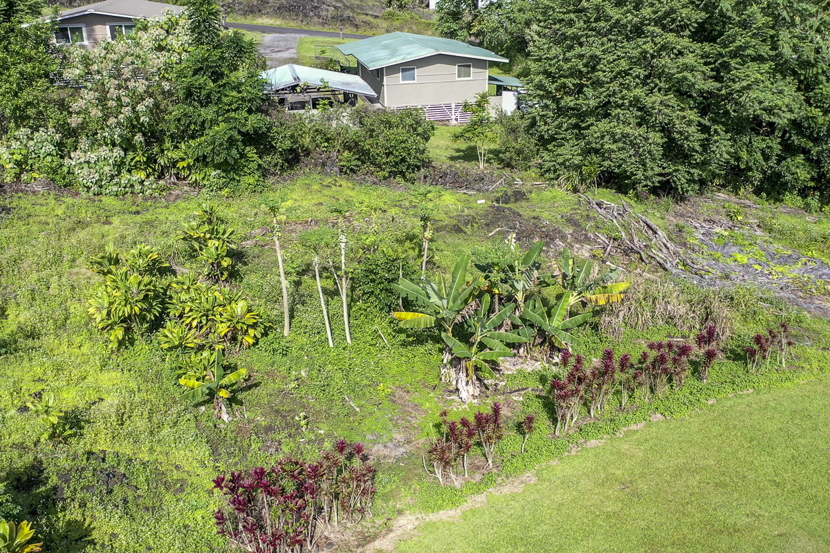 560 Kaumana Dr Property Photo 7