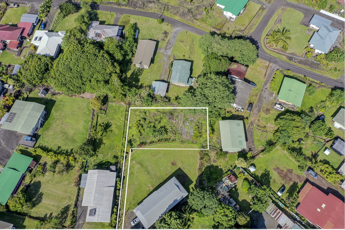 560 Kaumana Dr Property Photo 10