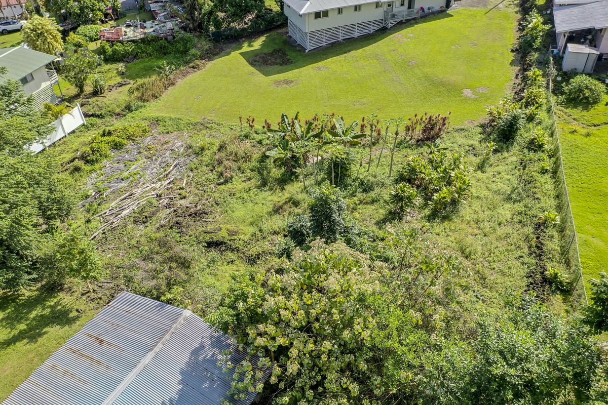 560 Kaumana Dr Property Photo 16