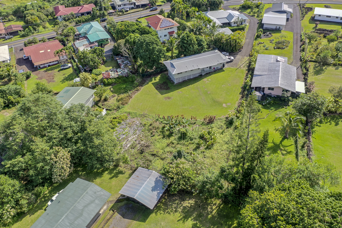 560 Kaumana Dr Property Photo 17