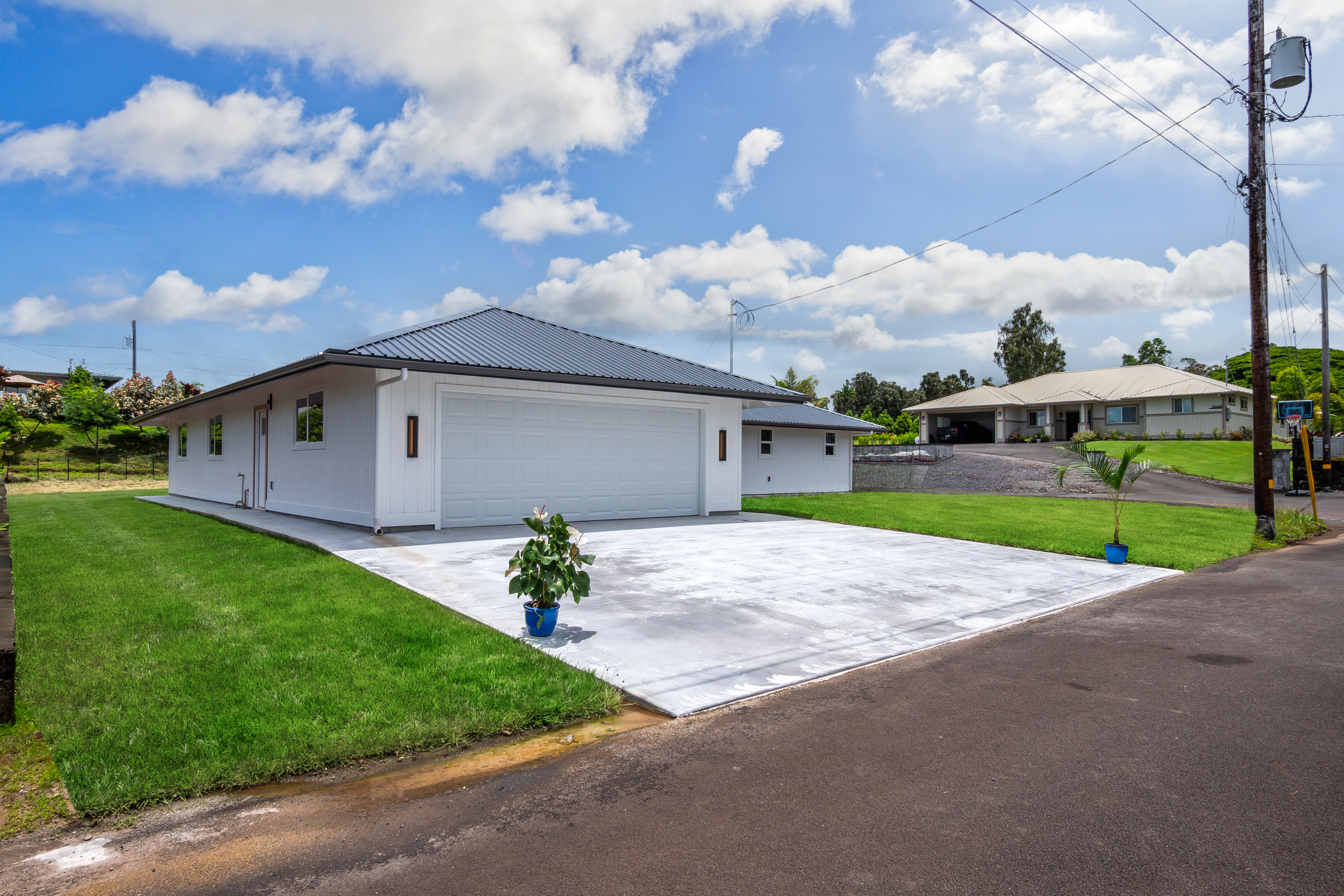 5041 Poke St Property Photo 1