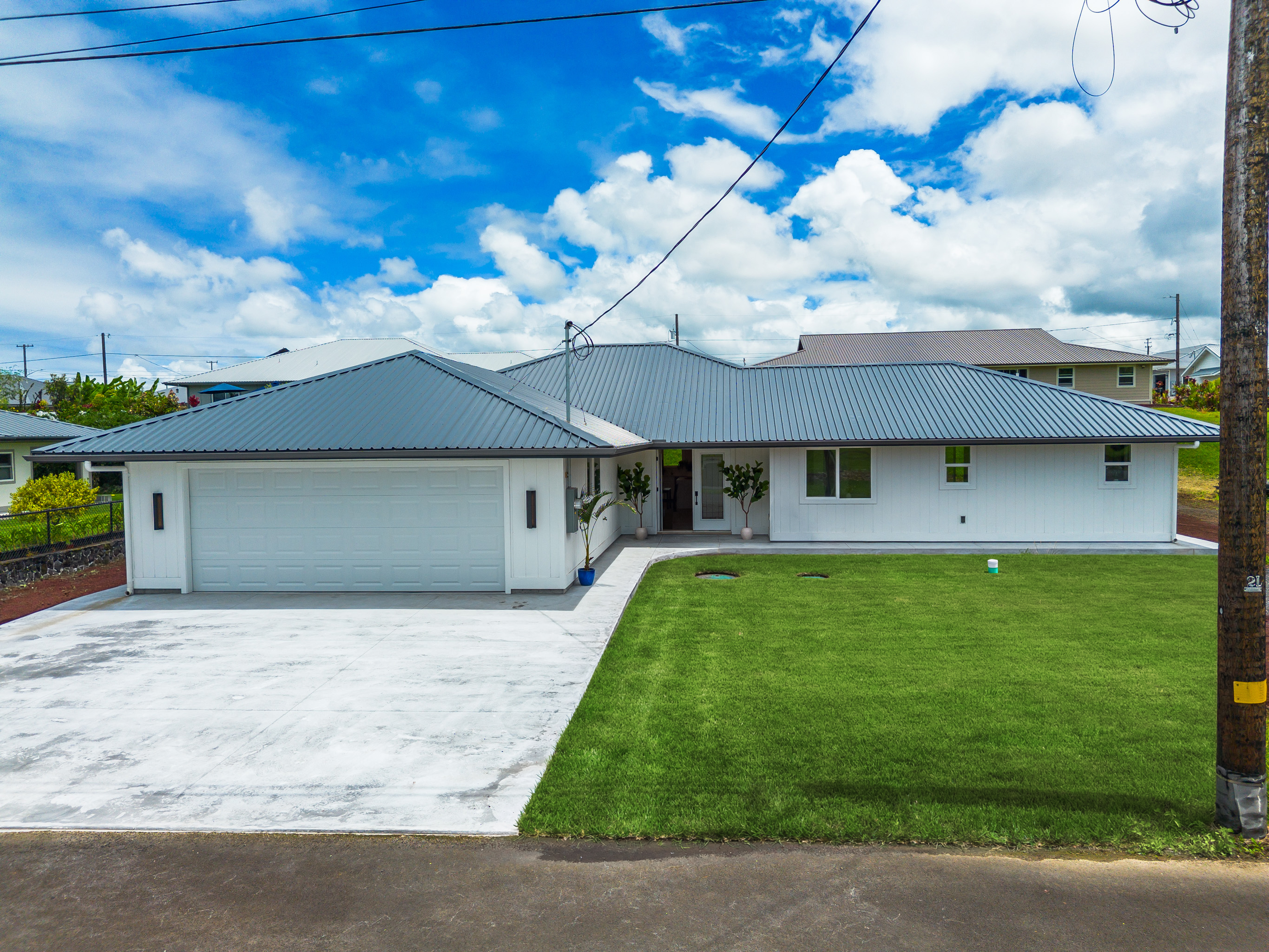 5041 Poke St Property Photo 2