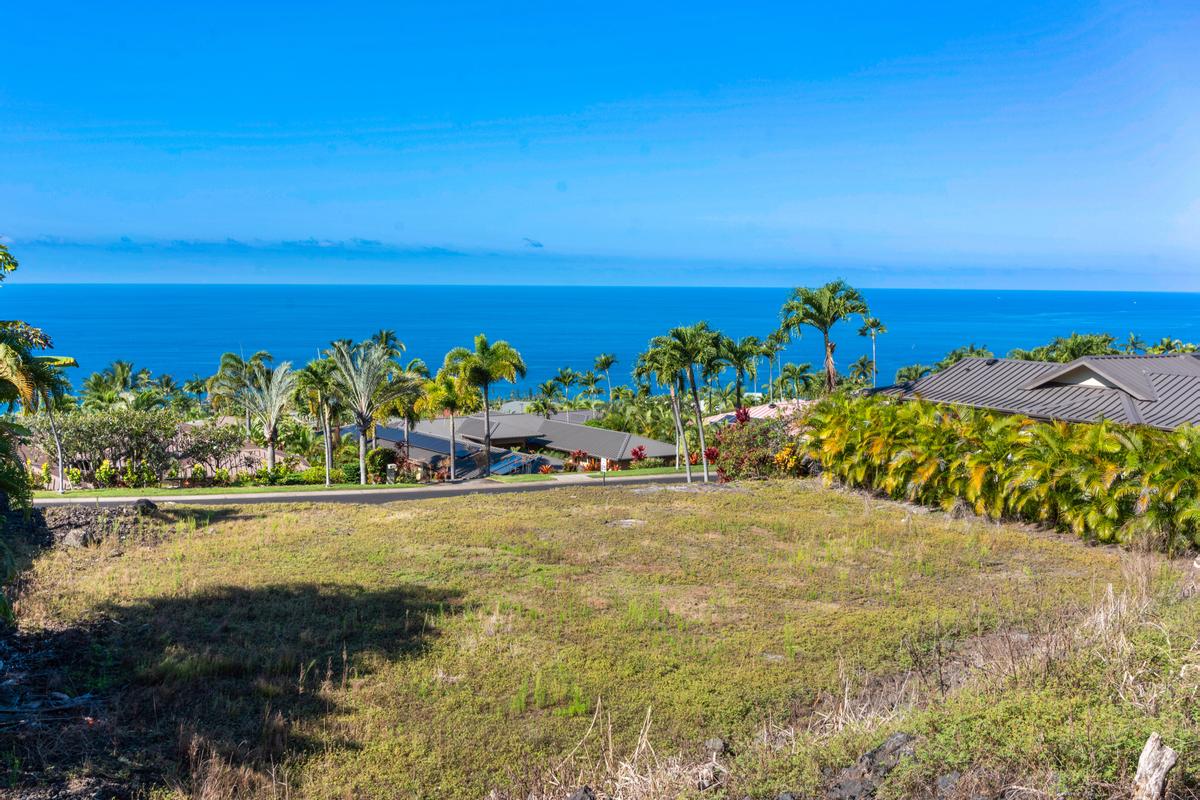 78-7011 Kewalo St Property Photo 10