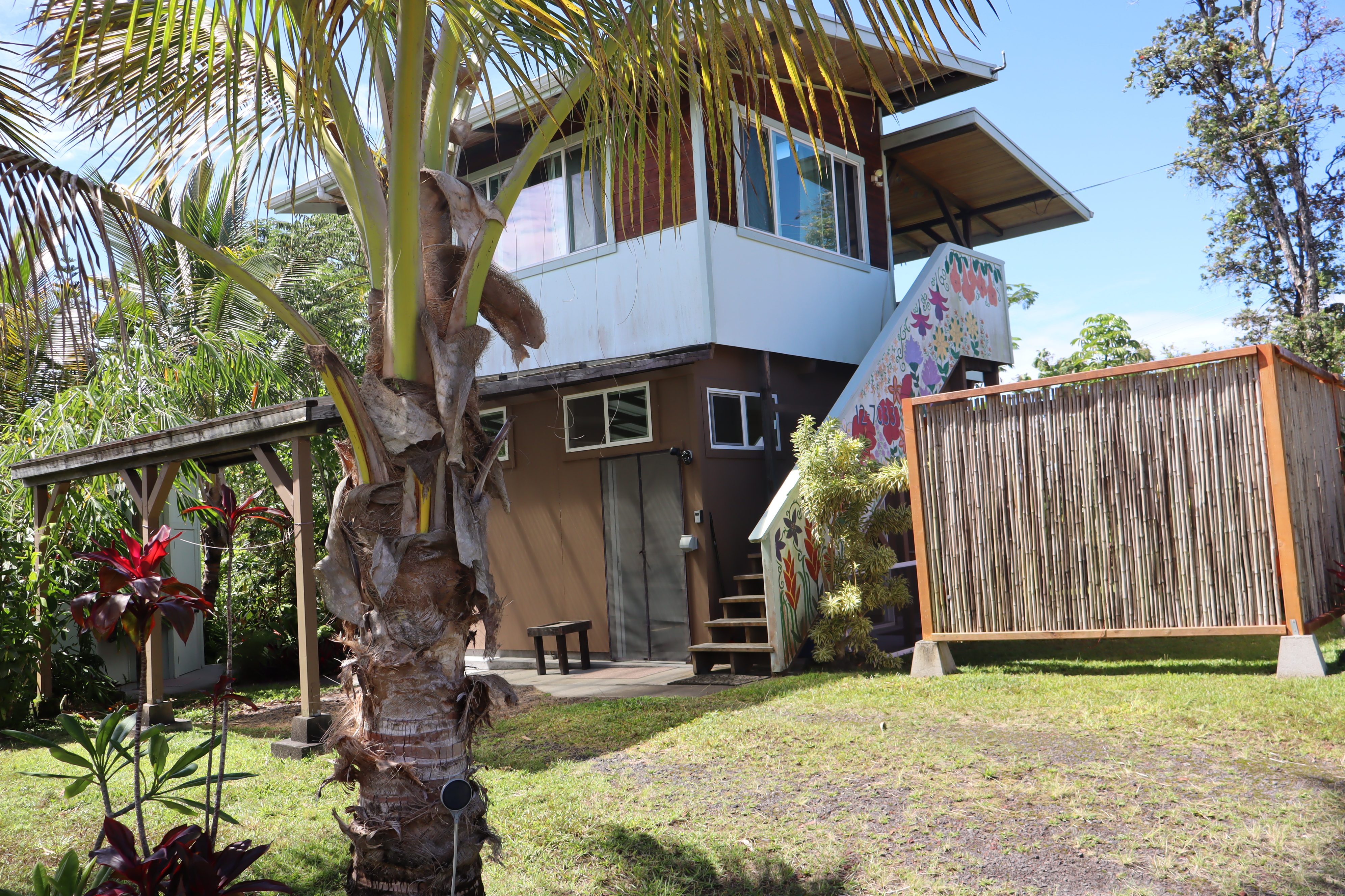 12-7033 Moaniala St Property Photo 1