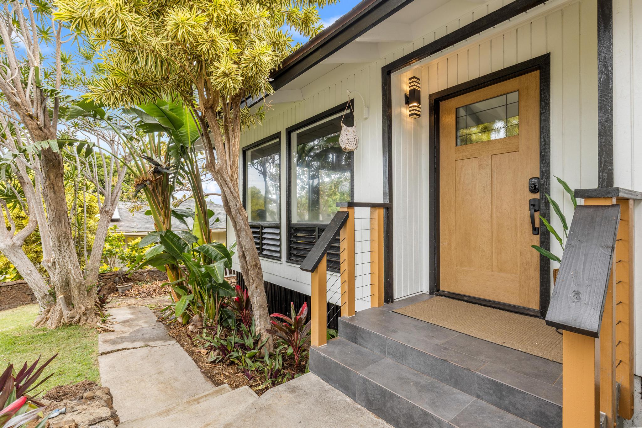 68-1799 Puu Nui St Property Photo 18