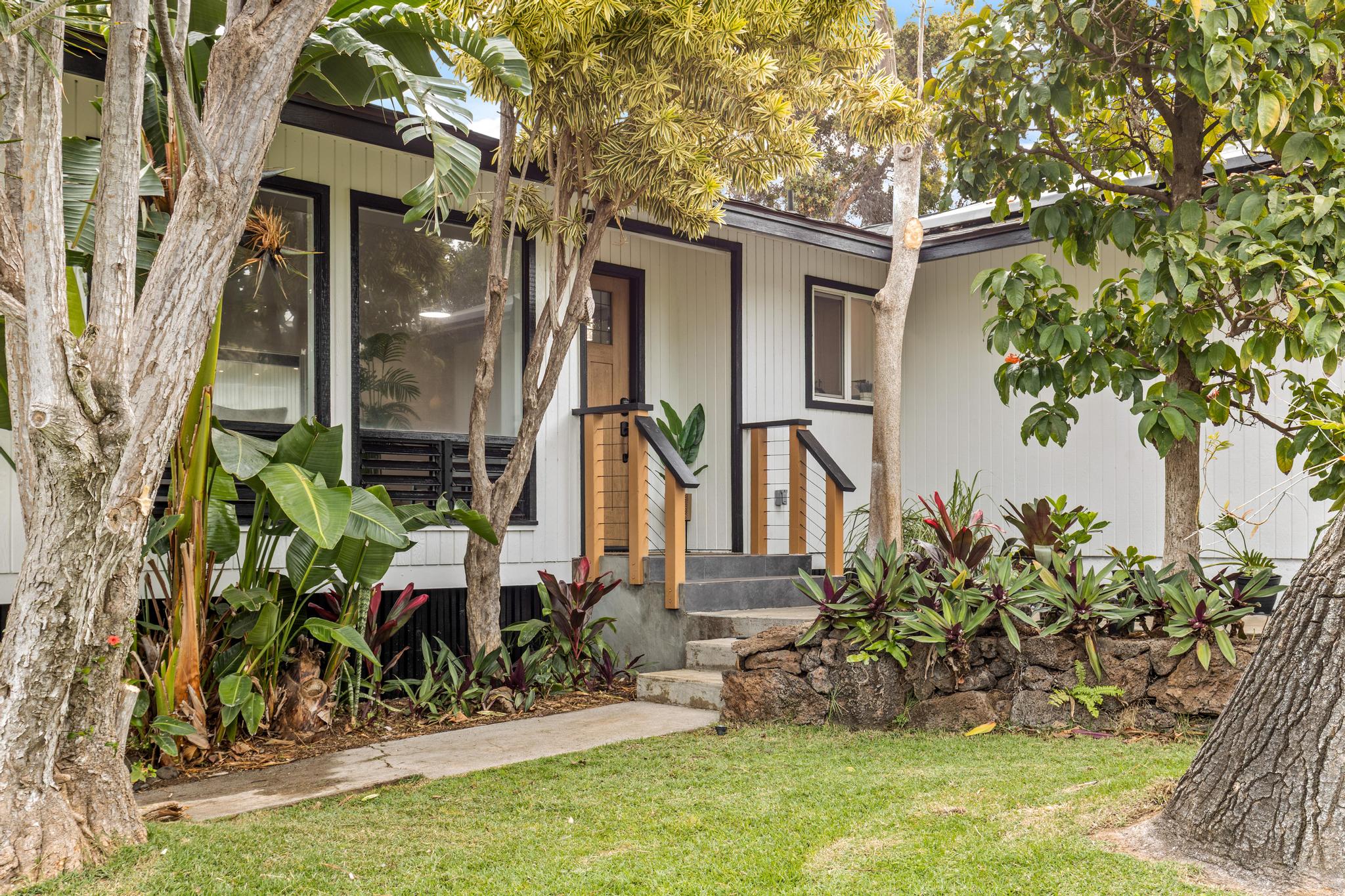 68-1799 Puu Nui St Property Photo 19