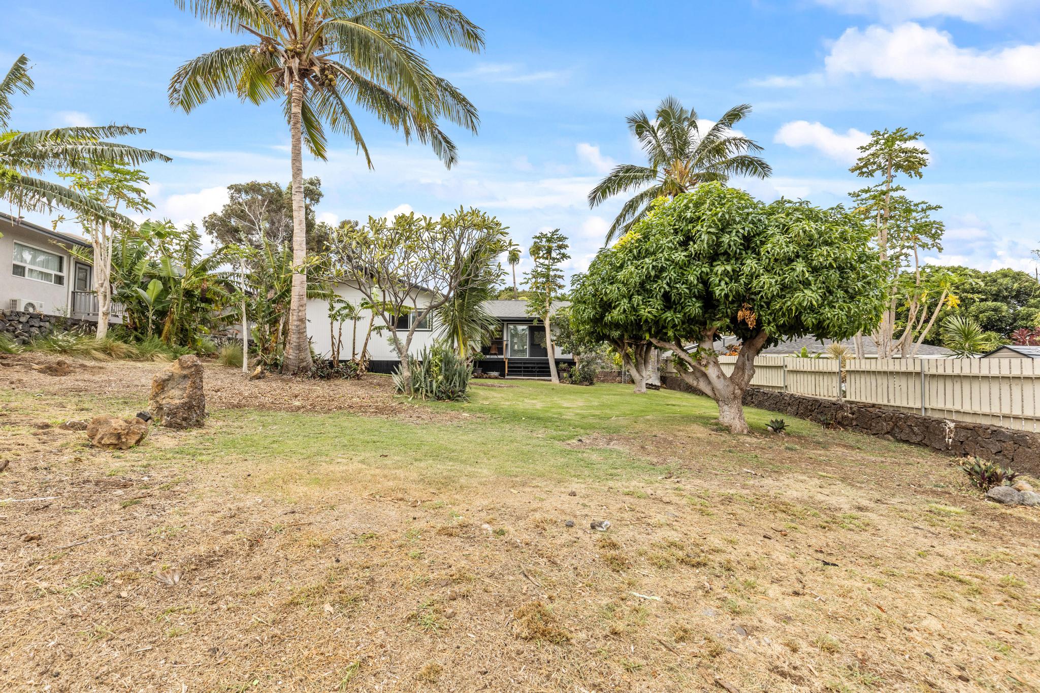 68-1799 Puu Nui St Property Photo 24