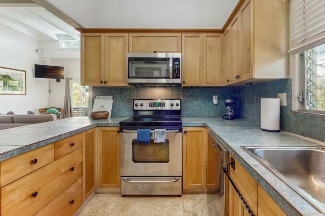 3880 Wyllie Rd 6a Property Photo 2