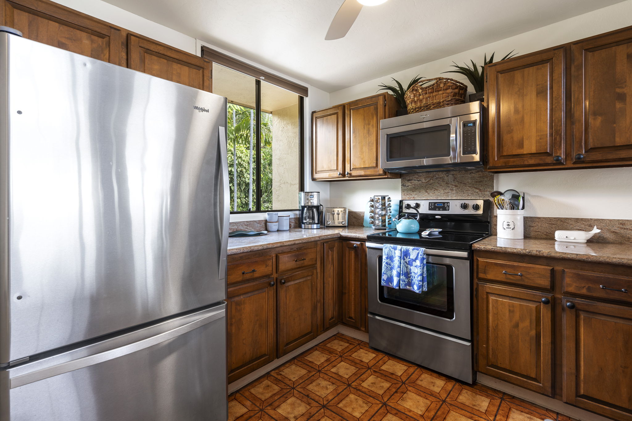 78-6920 Alii Dr 301 Property Photo 8
