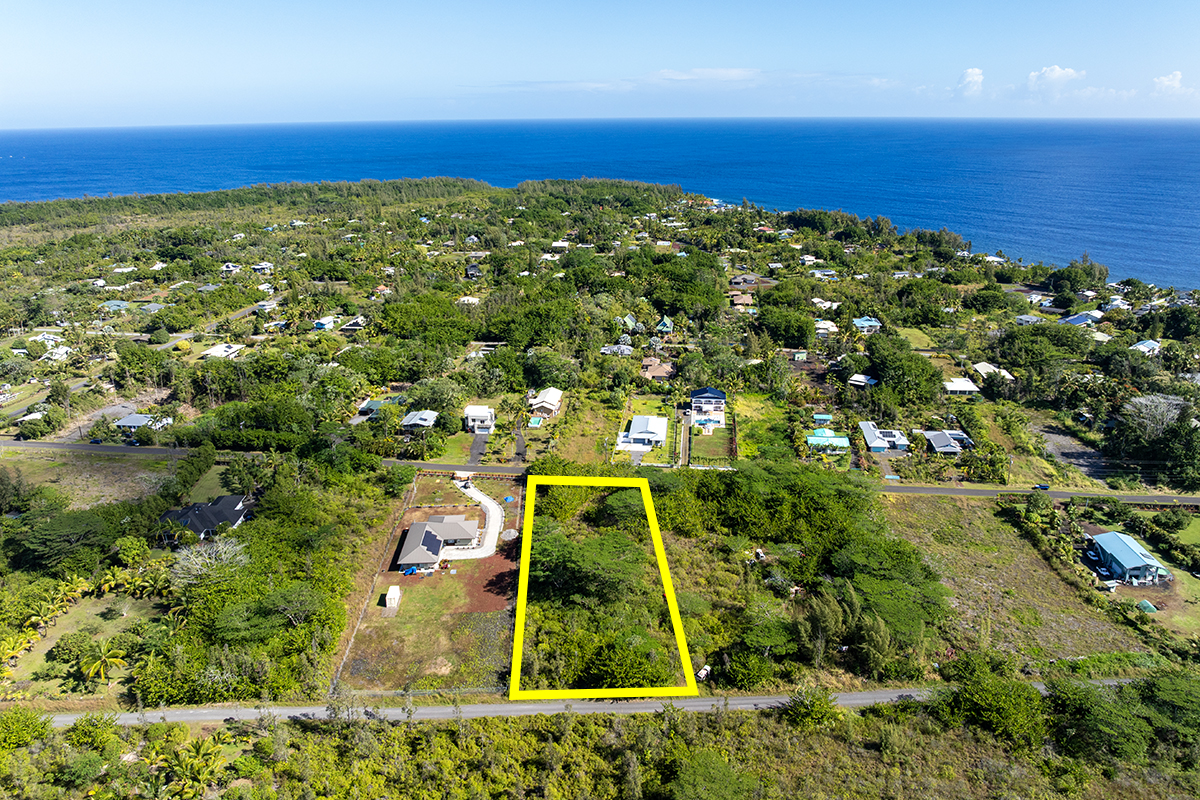 15-1576 Beach Road Property Photo 2