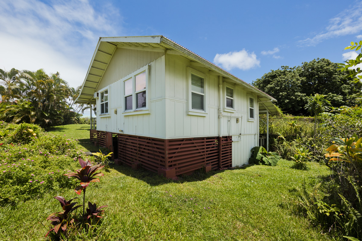 568 Kalanikoa St 2 Property Photo 5