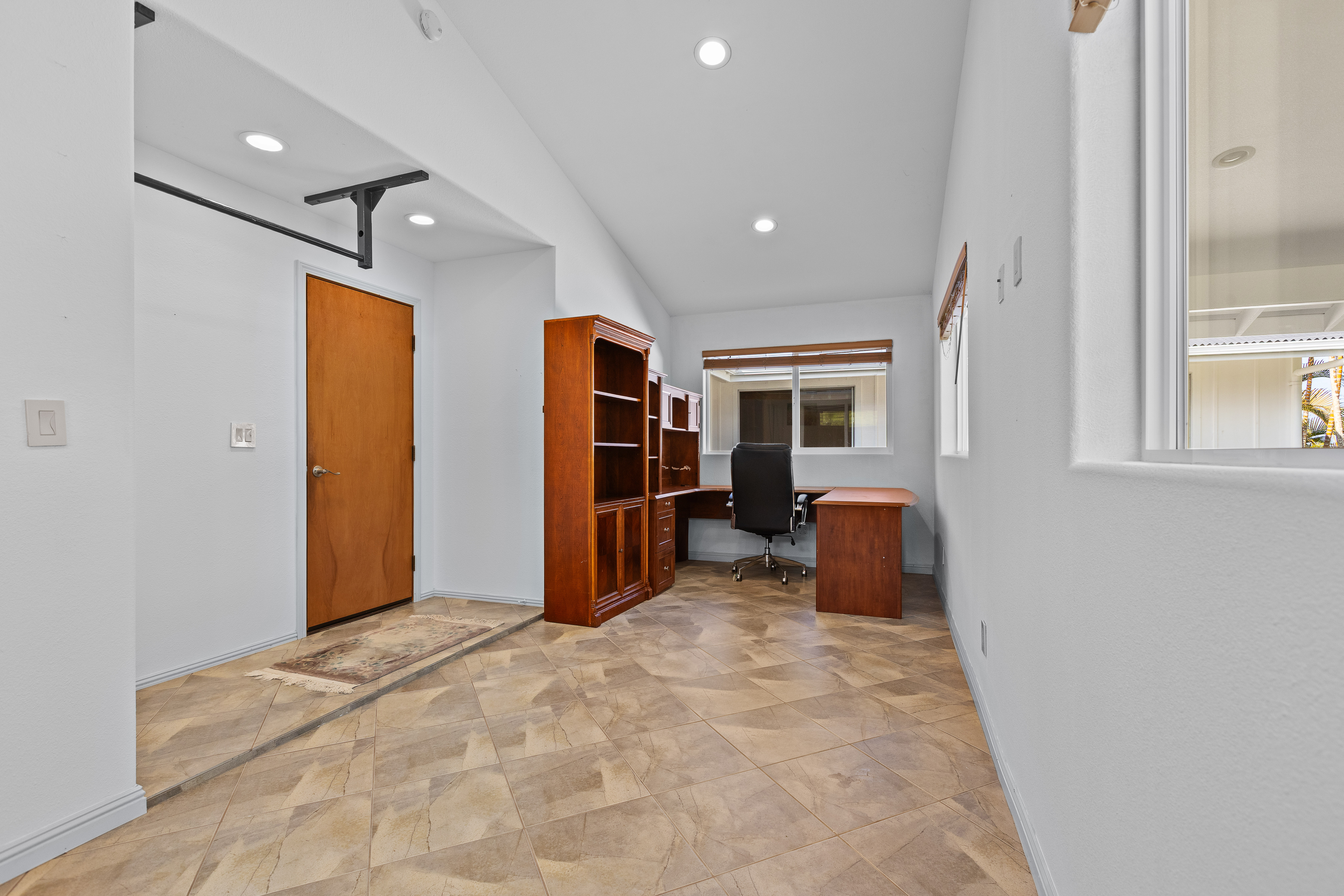 75-1069-a Kamalani St Property Photo 23