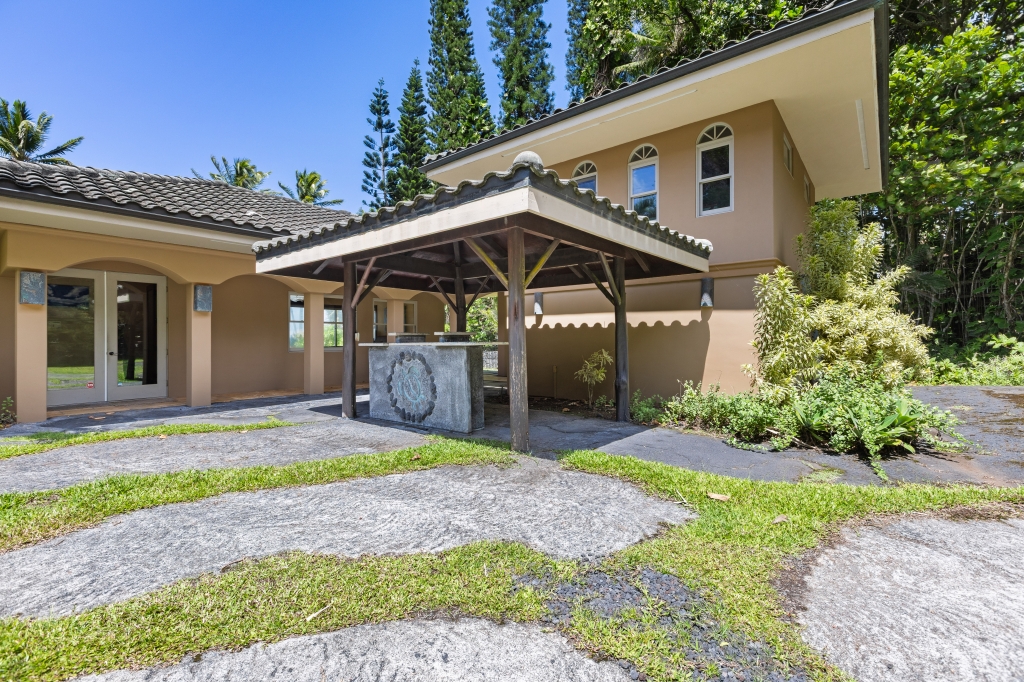 15-2665 Govt Beach Rd Property Photo 21