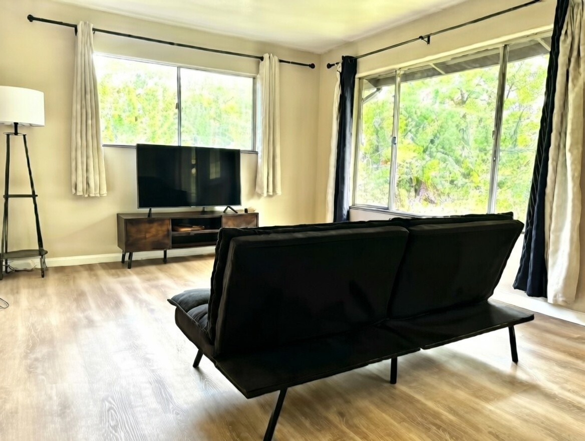 15-2737 Aku St Property Photo 4