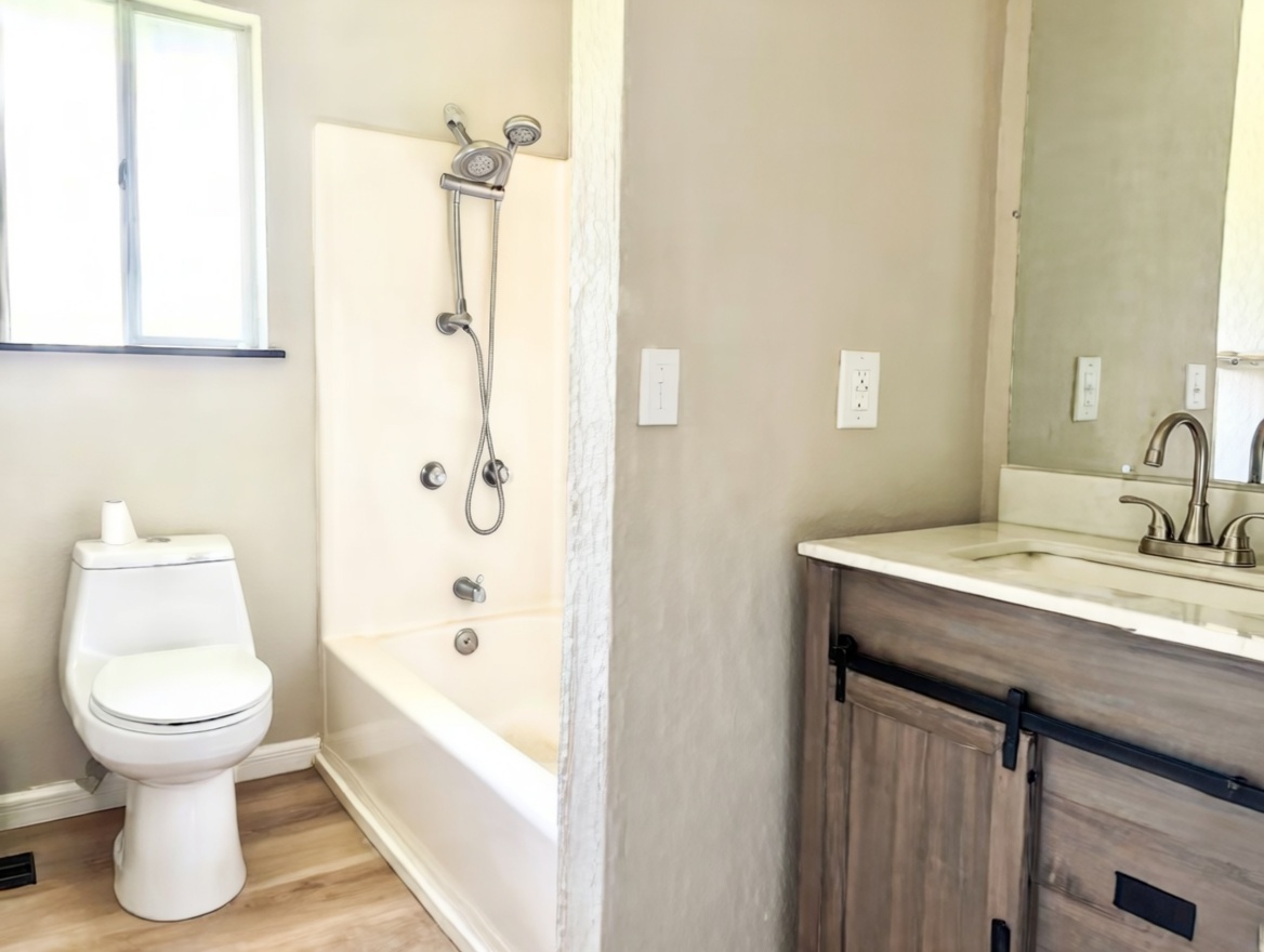 15-2737 Aku St Property Photo 20