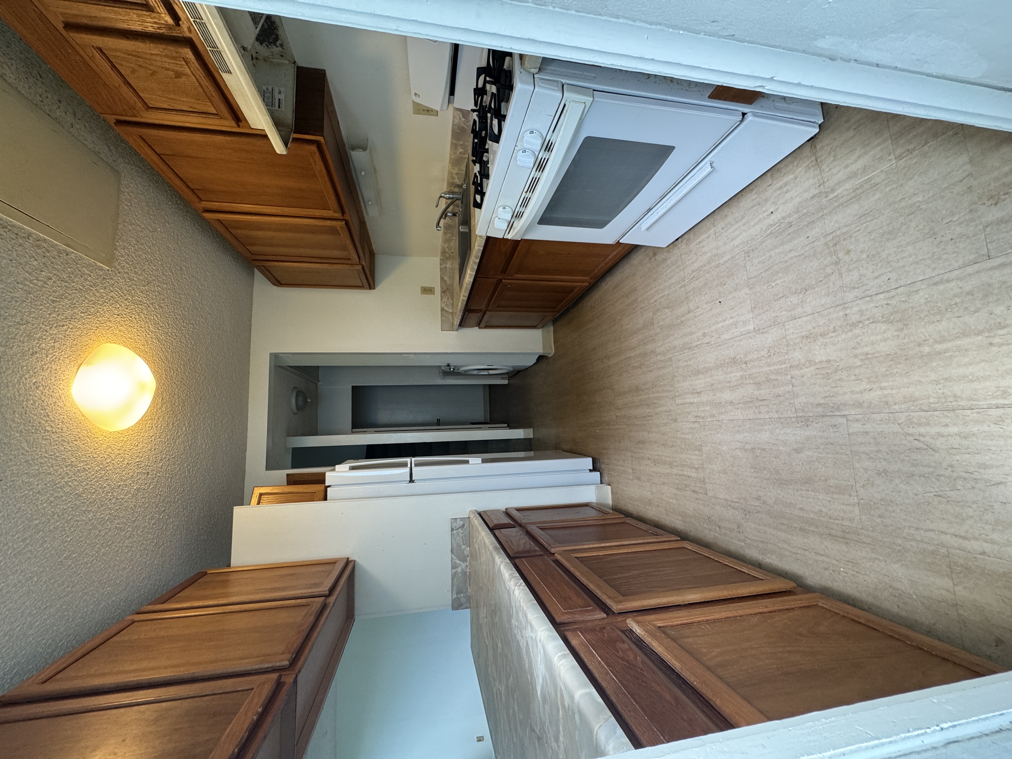 188 Hale St 3b Property Photo 3