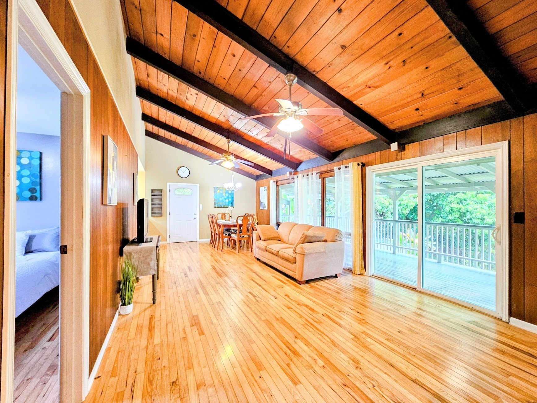 727327 Property Photo 3