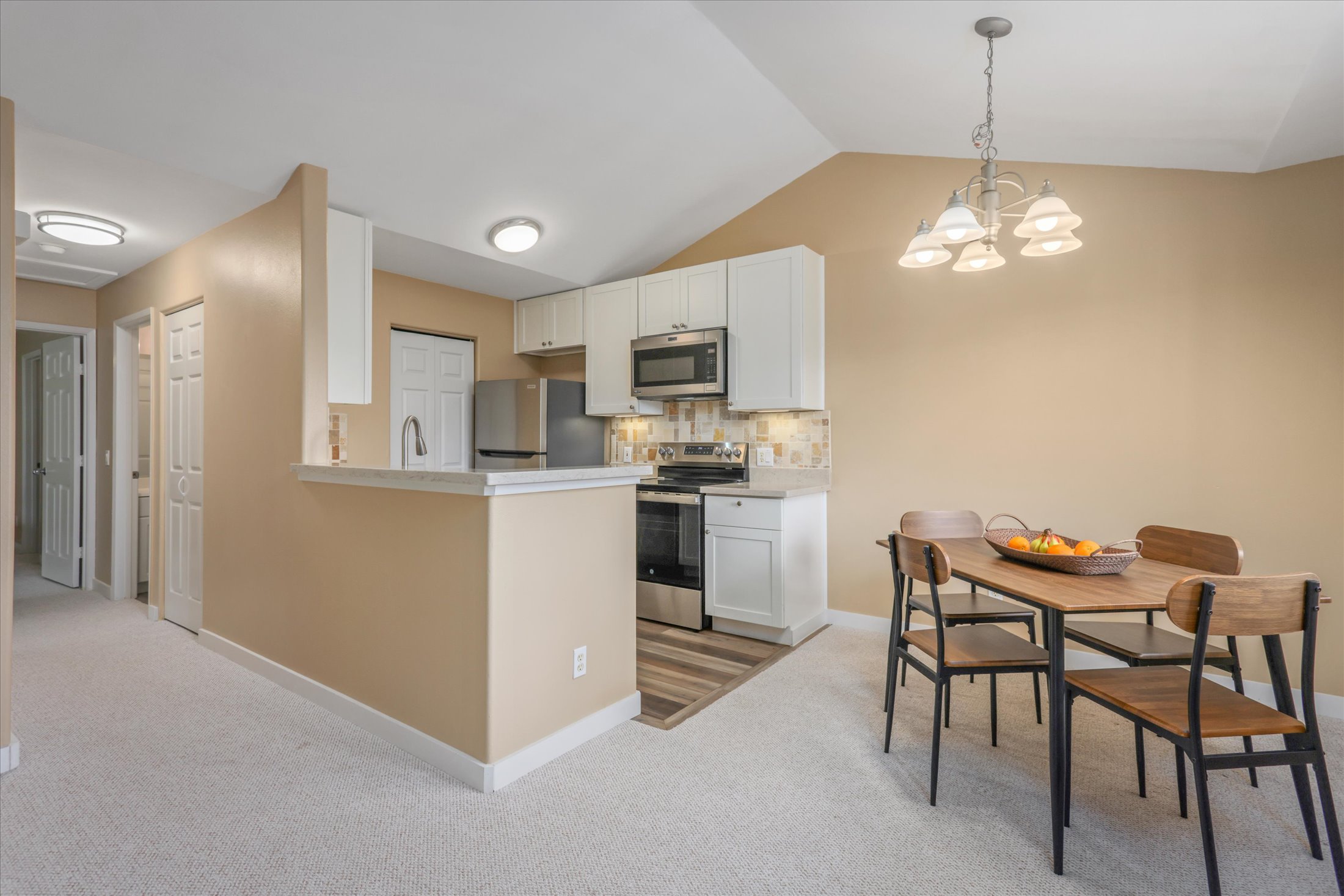 75-6081 Alii Dr R201 Property Photo 4