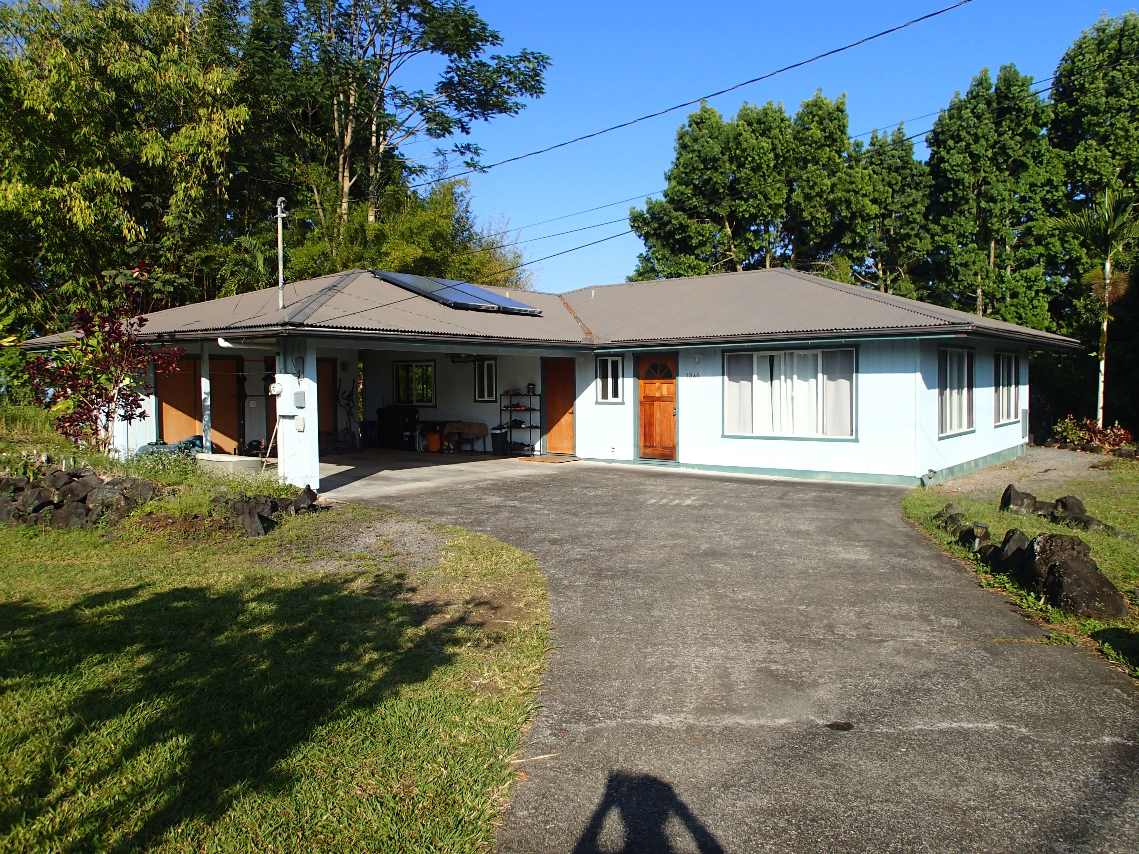 1840 Kaumana Dr Property Photo 1