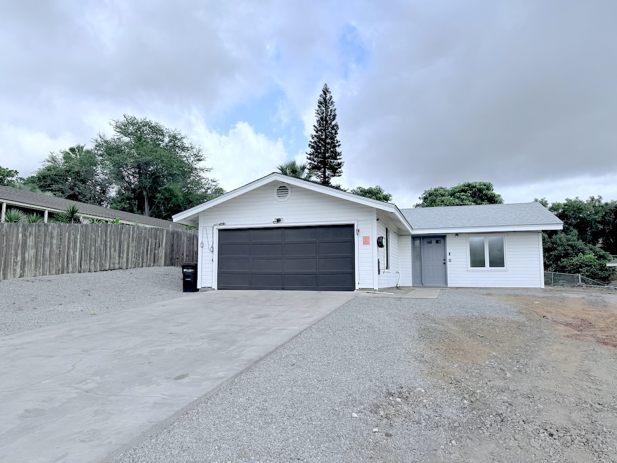 68-3619 Lahilahi St Property Photo 2