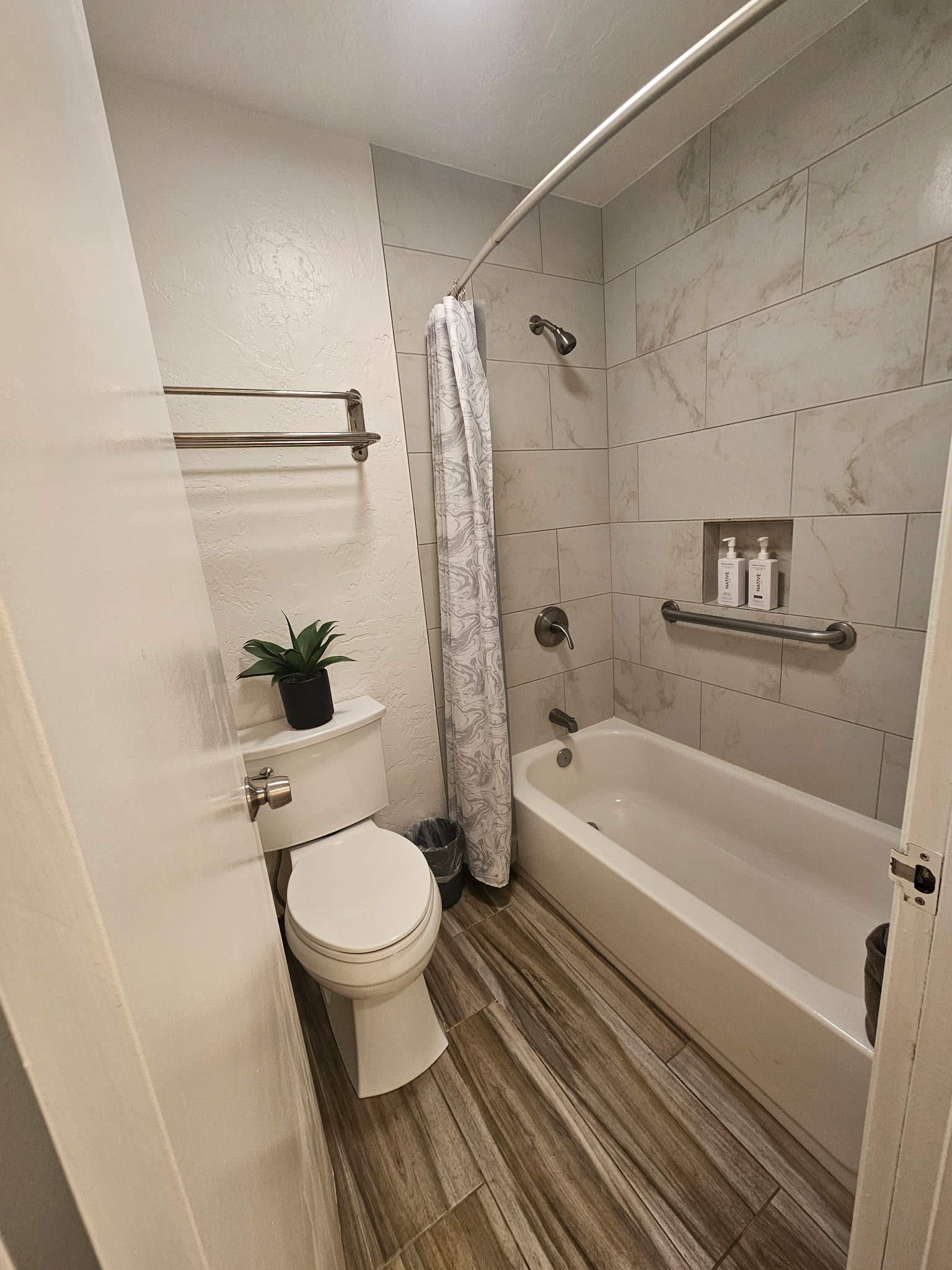 525 Aleka Lp D3 Property Photo 13