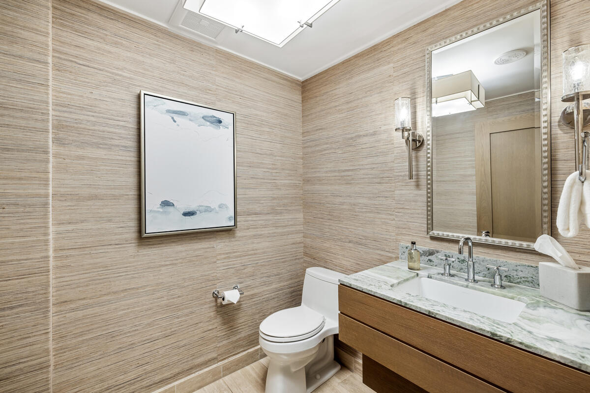 3770 Alaoli Way 2303-c Property Photo 25
