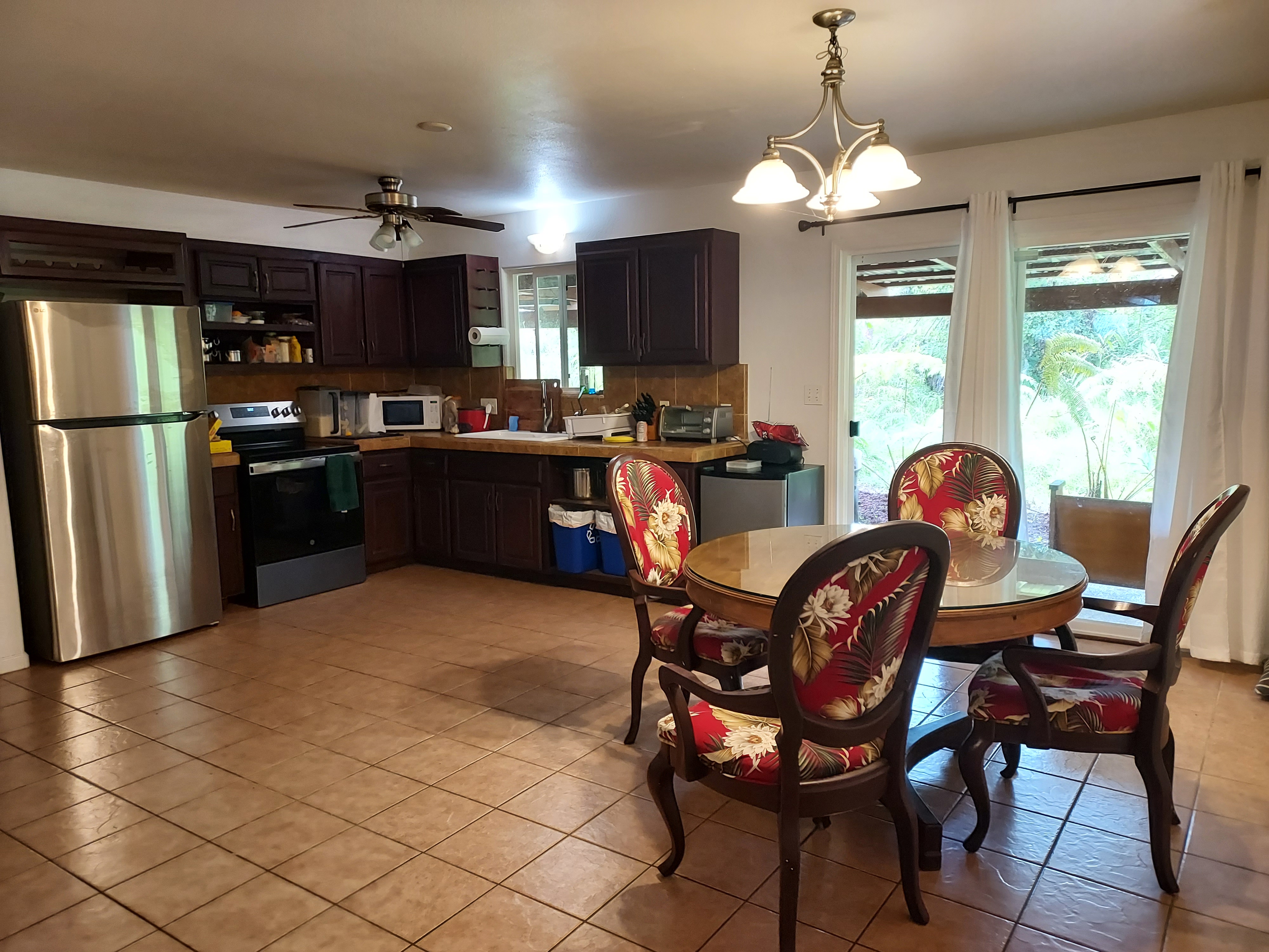 18-4100 Heno St Property Photo 4