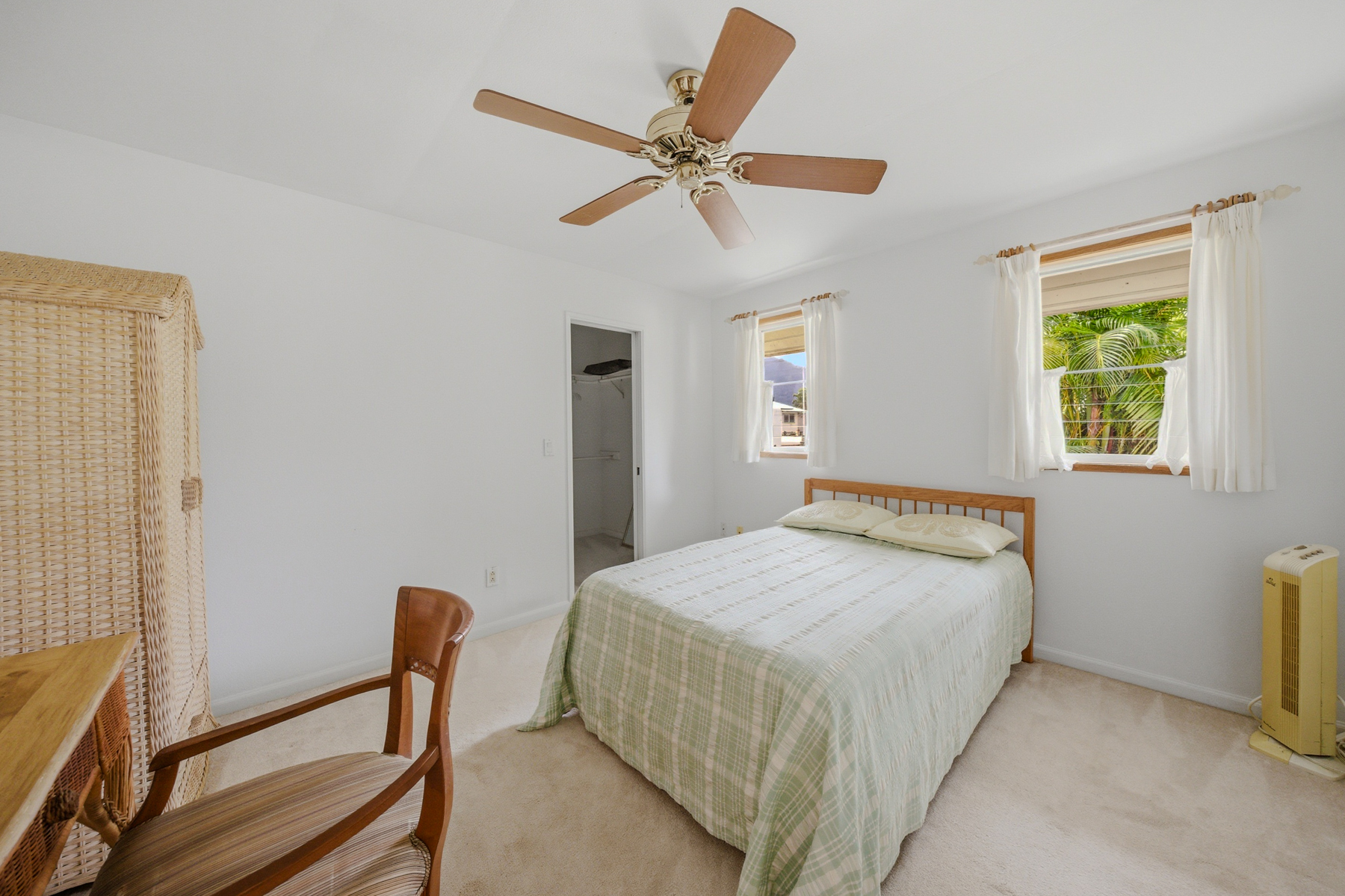 2381 Akoki St Property Photo 12