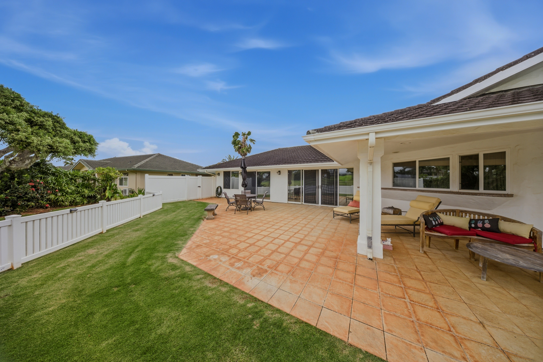 2381 Akoki St Property Photo 14