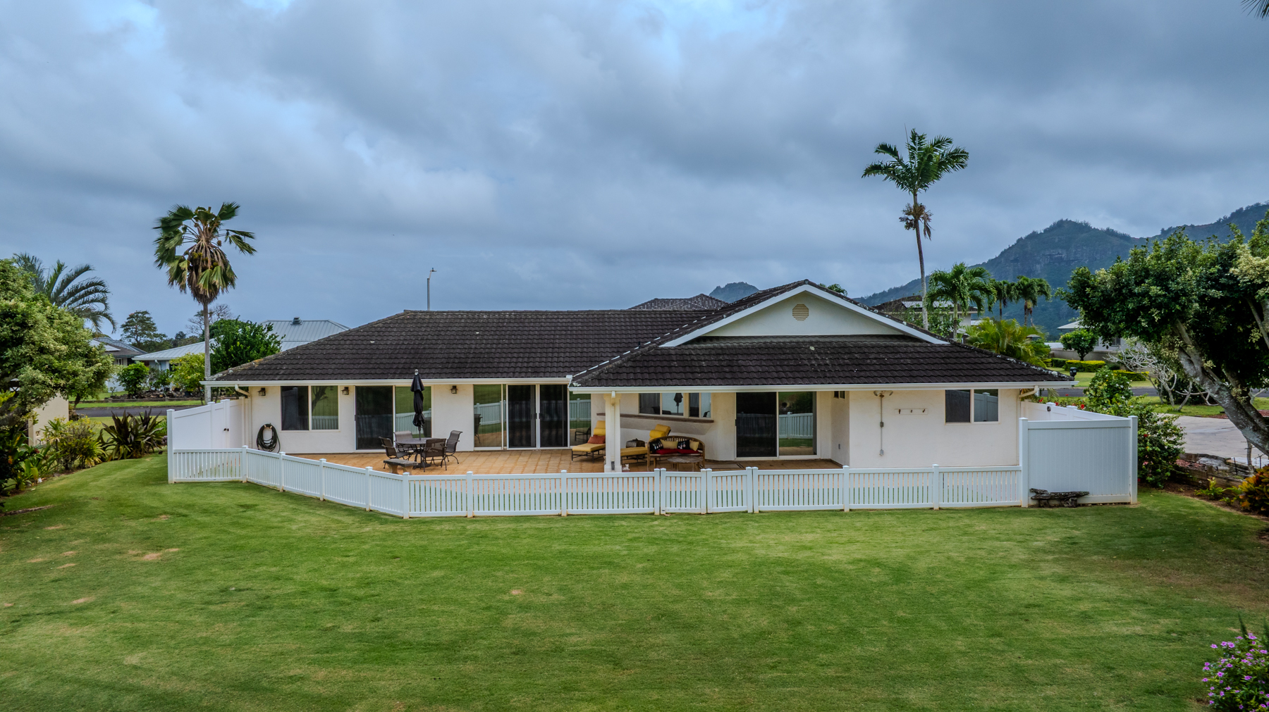 2381 Akoki St Property Photo 16