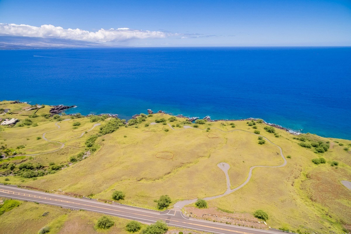 Akoni Pule Highway Property Photo 6