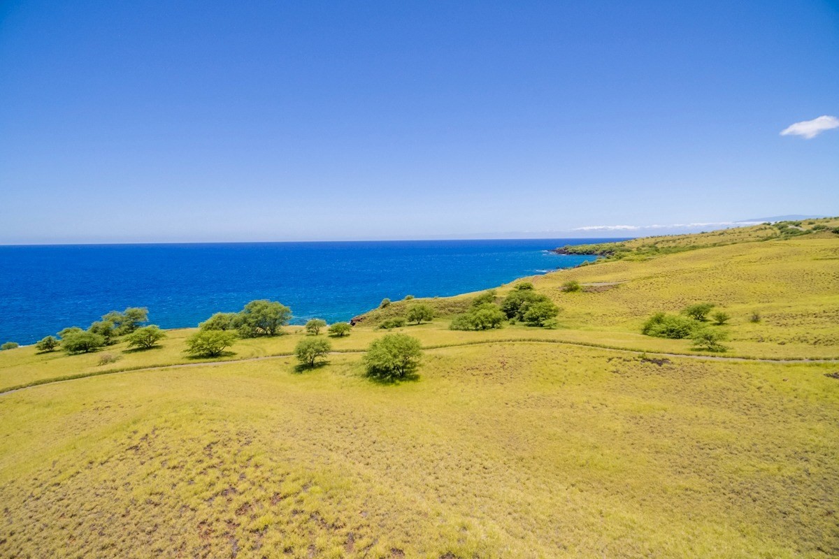 Akoni Pule Highway Property Photo 16