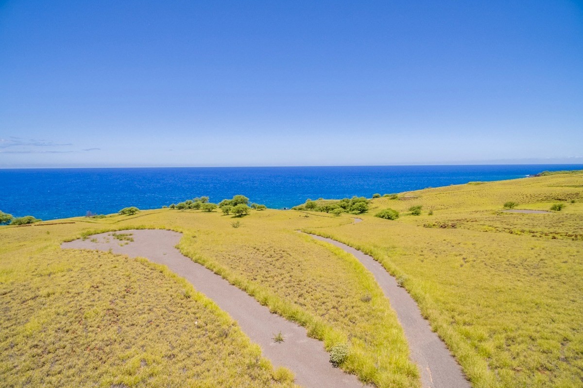Akoni Pule Highway Property Photo 17