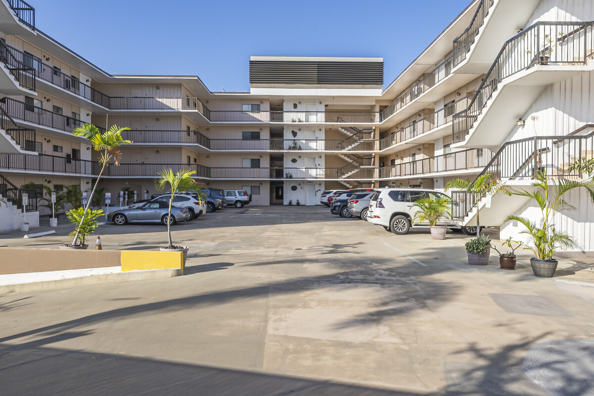 75-5719 Kona Plaza 105 Property Photo 4