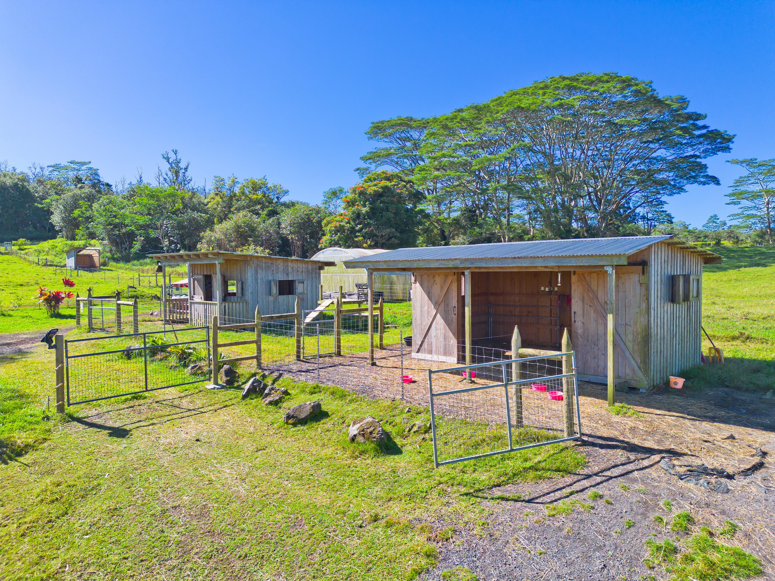 15-1076 Middle Road Property Photo 18