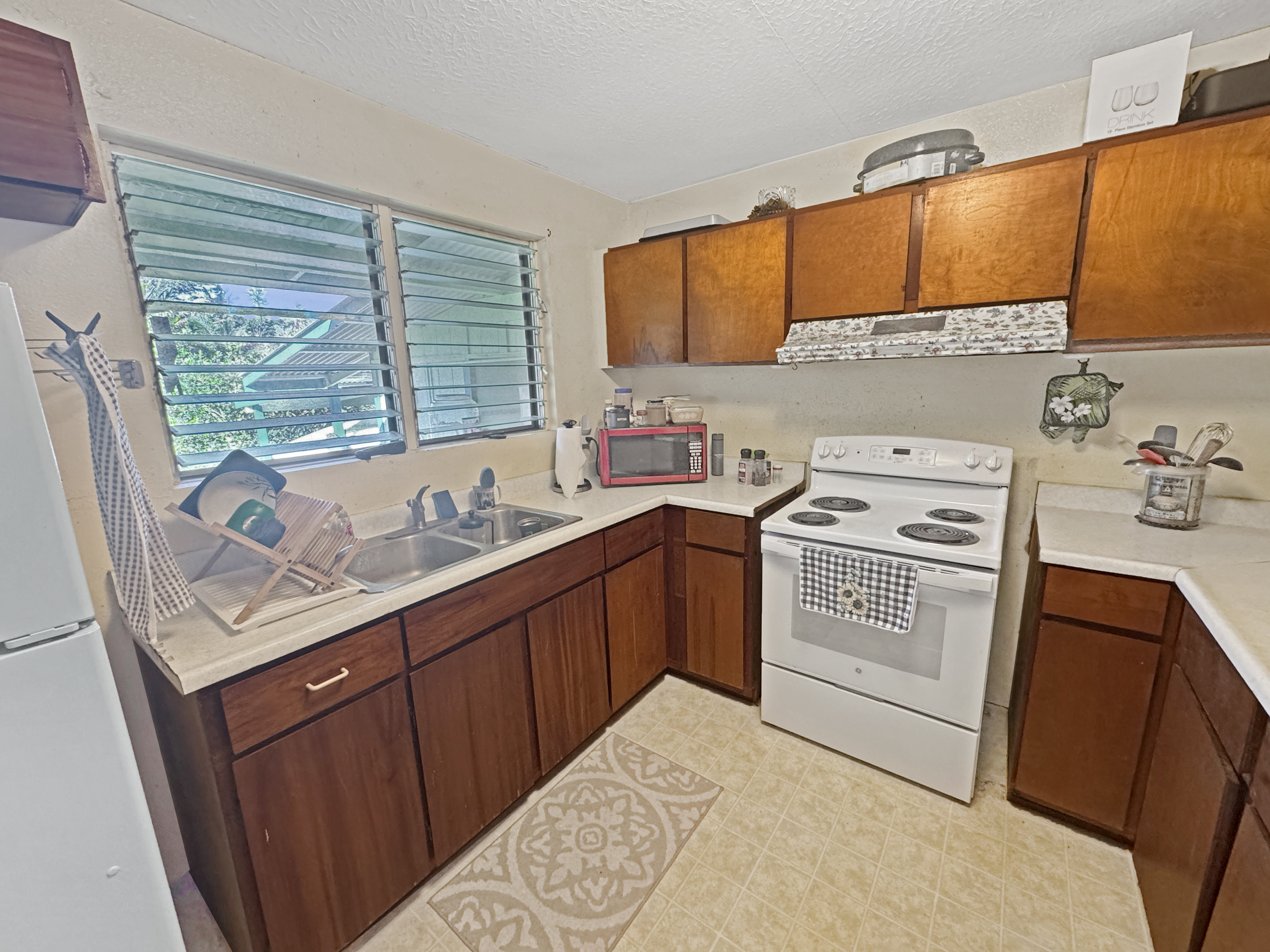 15-2712 Hou St Property Photo 5