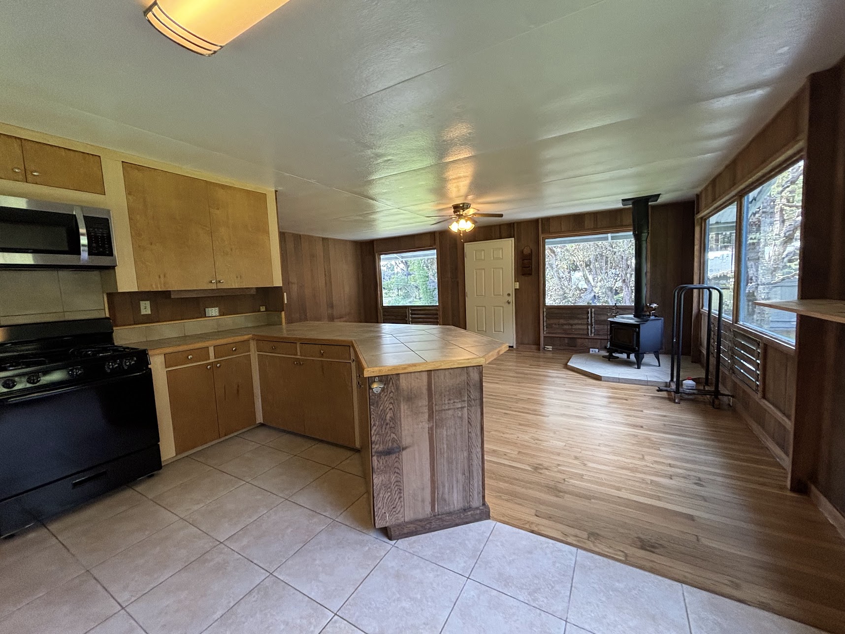99-7736 Uluhe Pl Property Photo 4