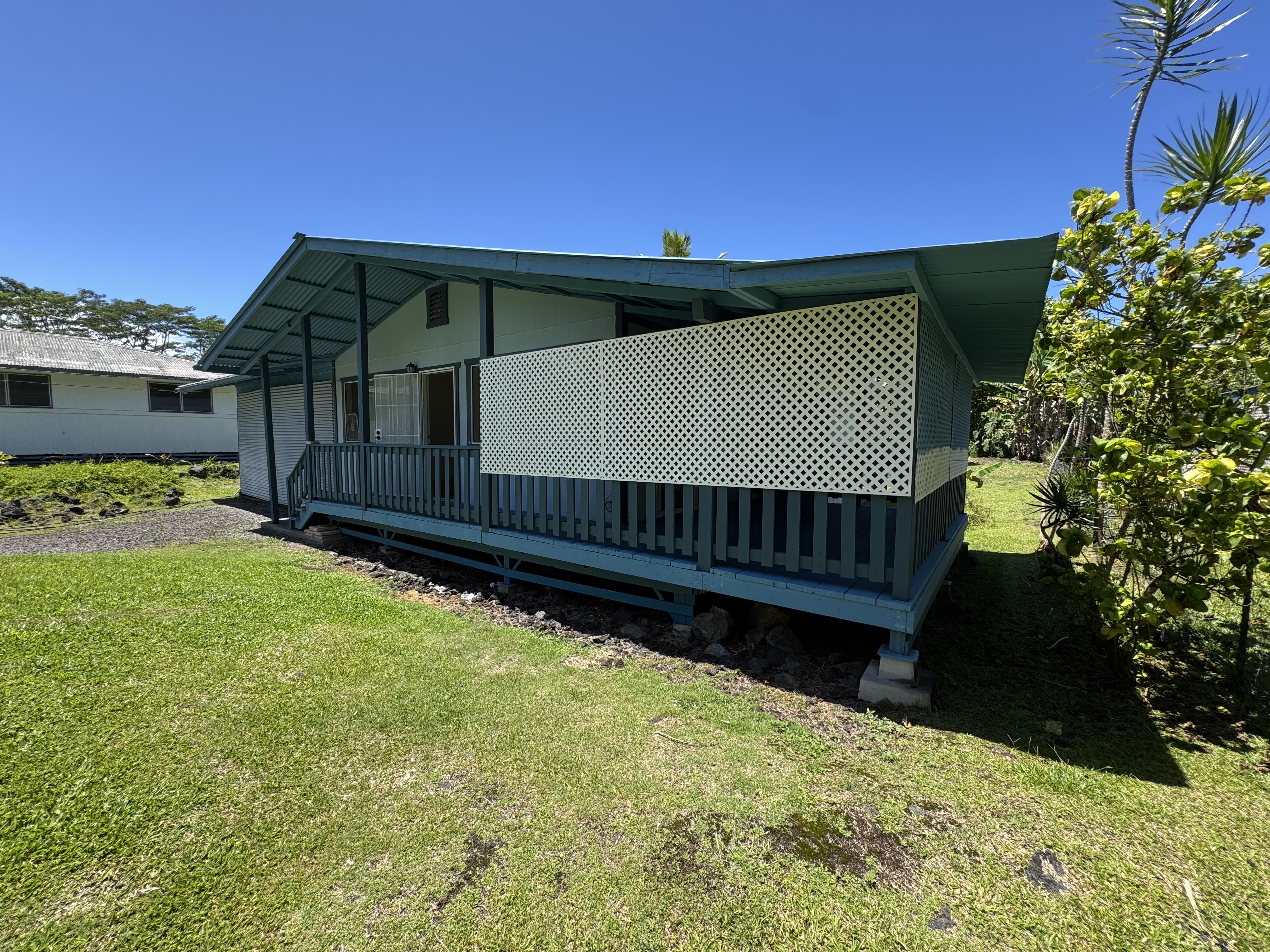 15-2733 Maikoiko St Property Photo 8