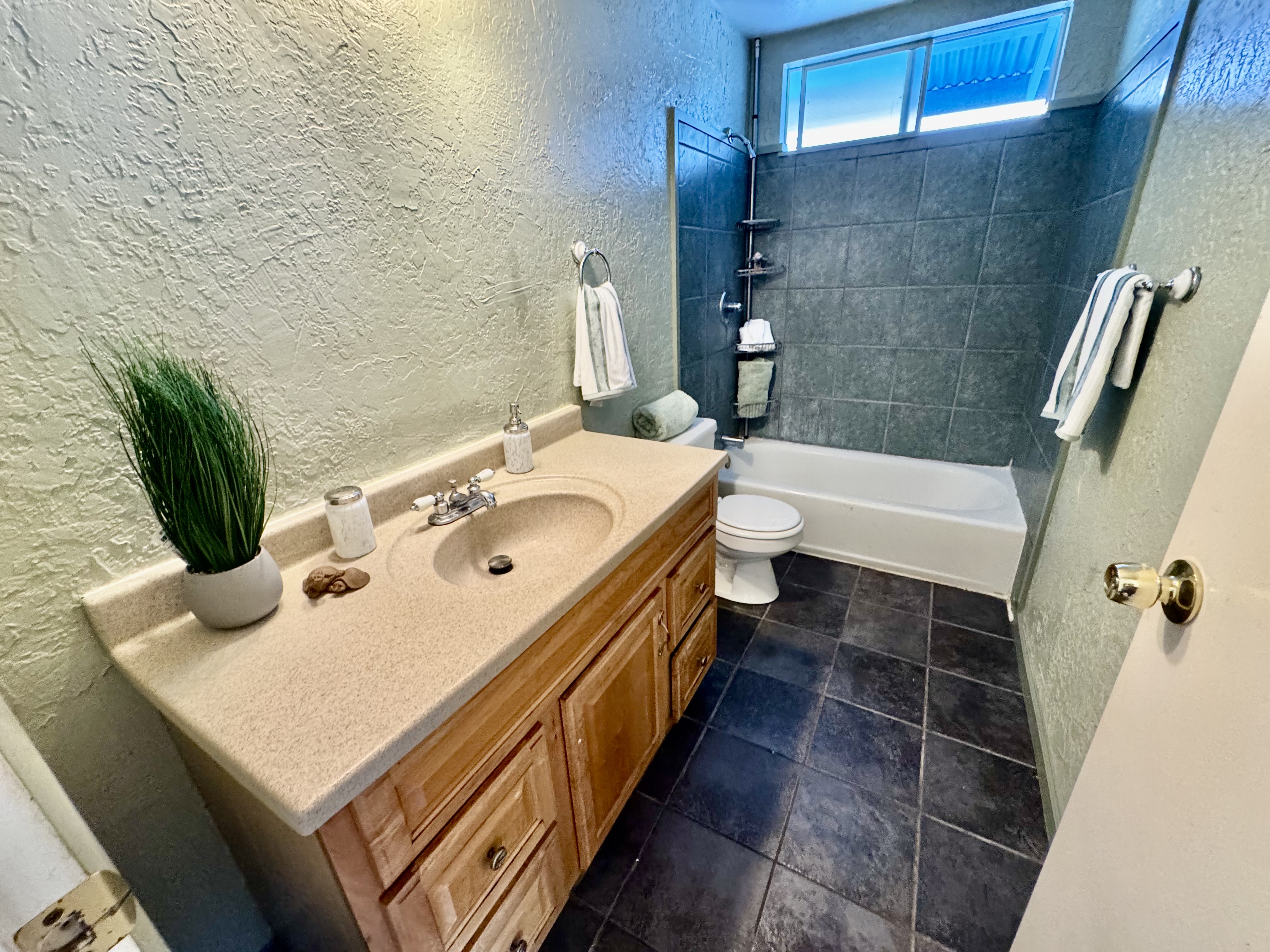 15-2733 Maikoiko St Property Photo 10