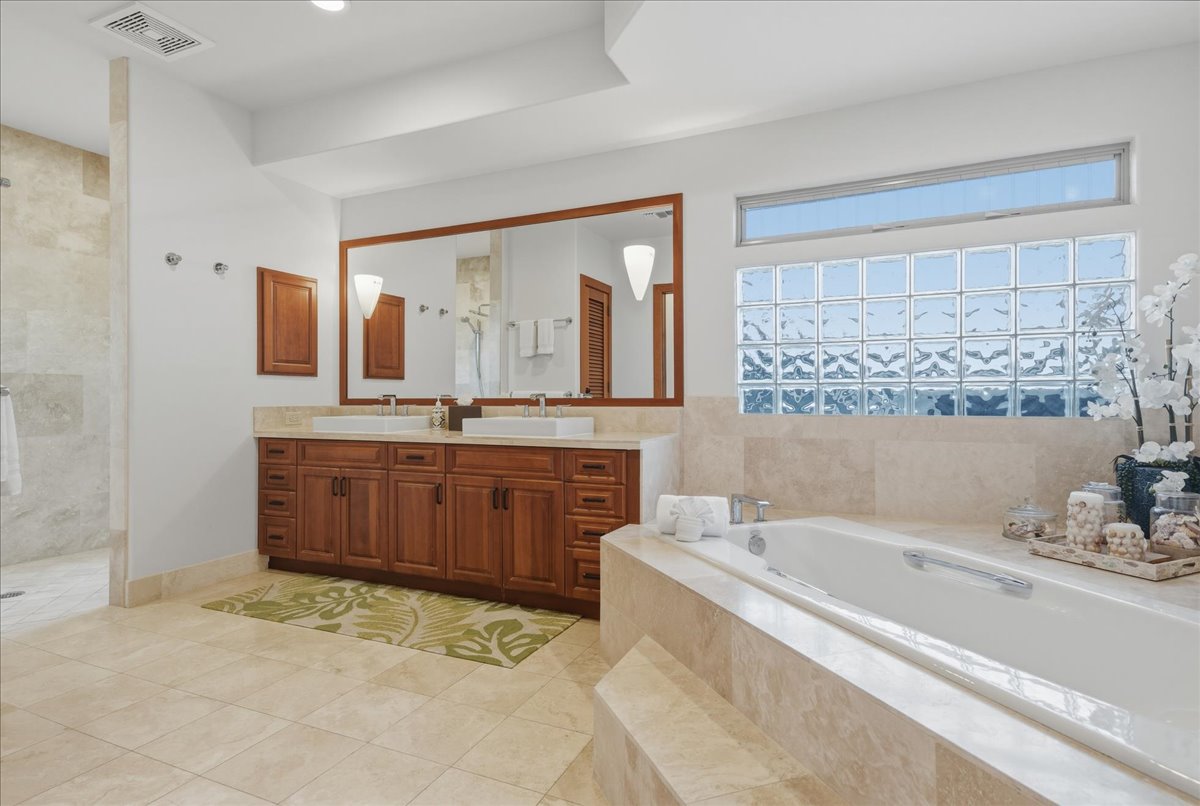68-1025 N Kaniku Dr 718 Property Photo 17