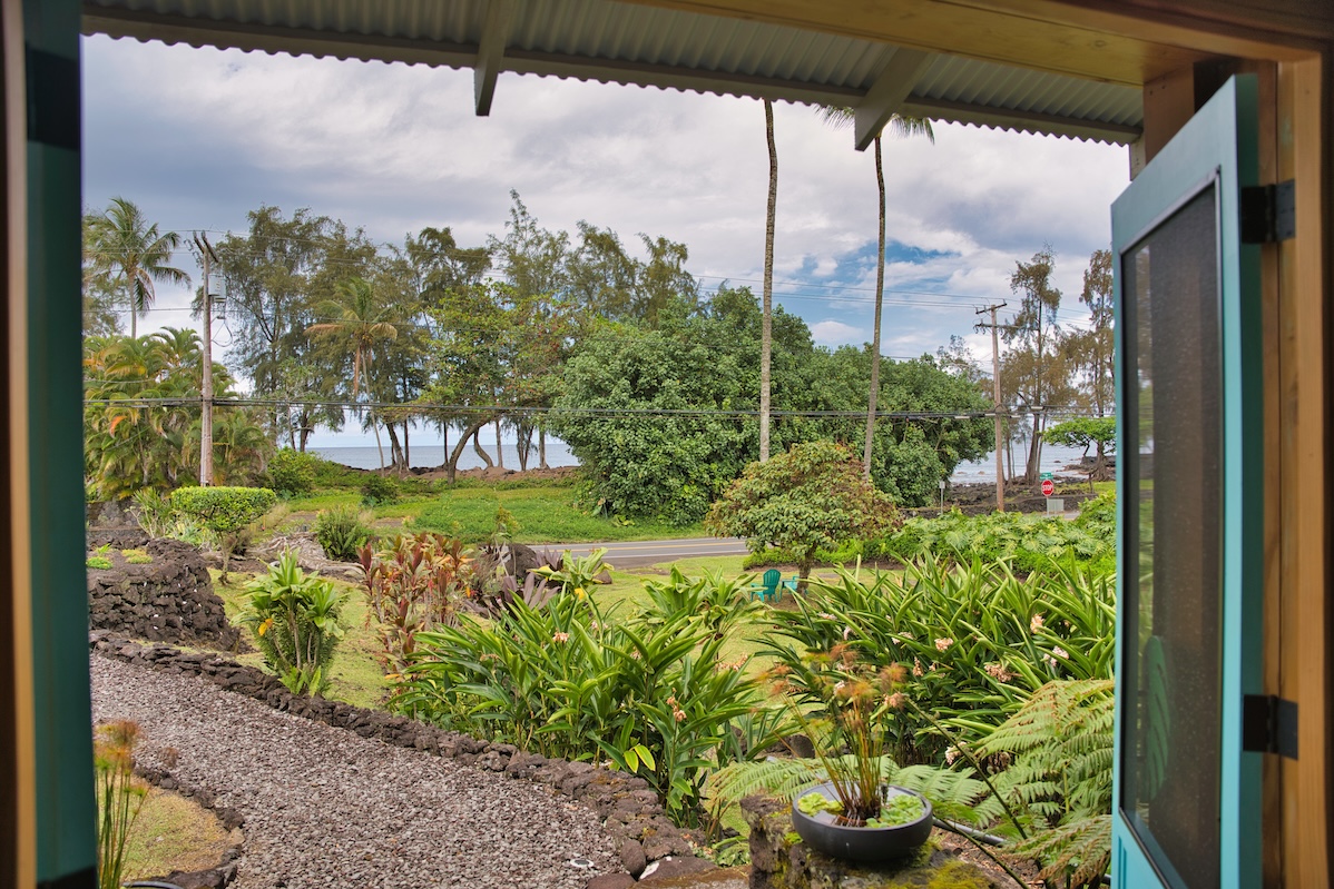 2070 Kalanianaole St Property Photo 2